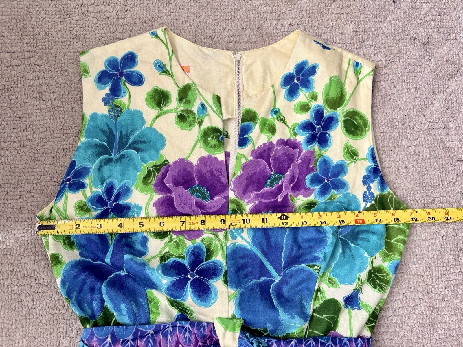 Waltah Clarke’s Vintage 1960s Sleeveless Hawaiian Floral Cotton Maxi Dress 16