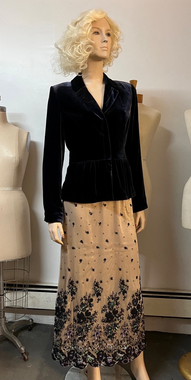 Excellent Vintage J Peterman Belle Epoque Silk Beaded Skirt Size 8 Waist 28-29