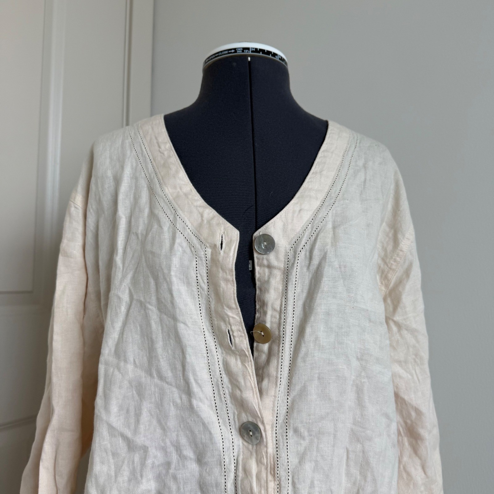 Vintage Boho Linen Mother of Pearl Button Front Top