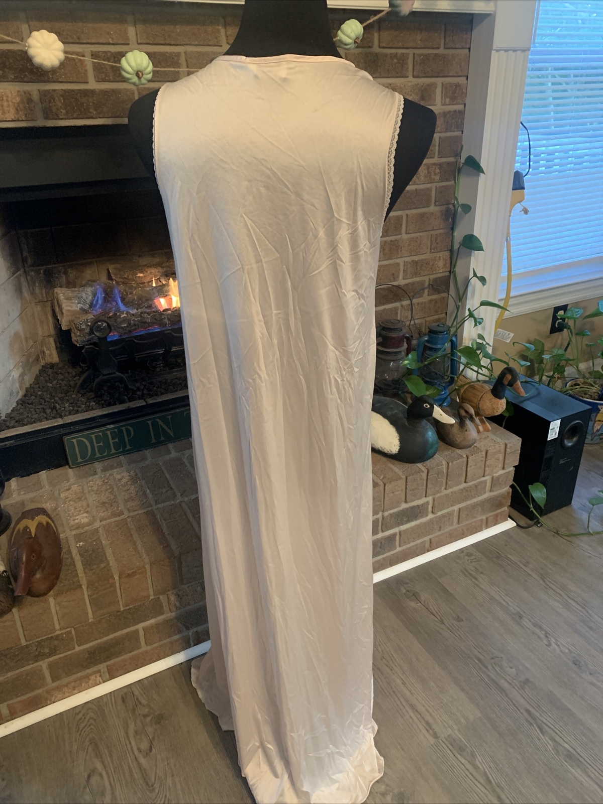 Vintage-Vanity Fair -Nightgown- Sz Small-maxi-cream-36” Bust-beautiful Lace
