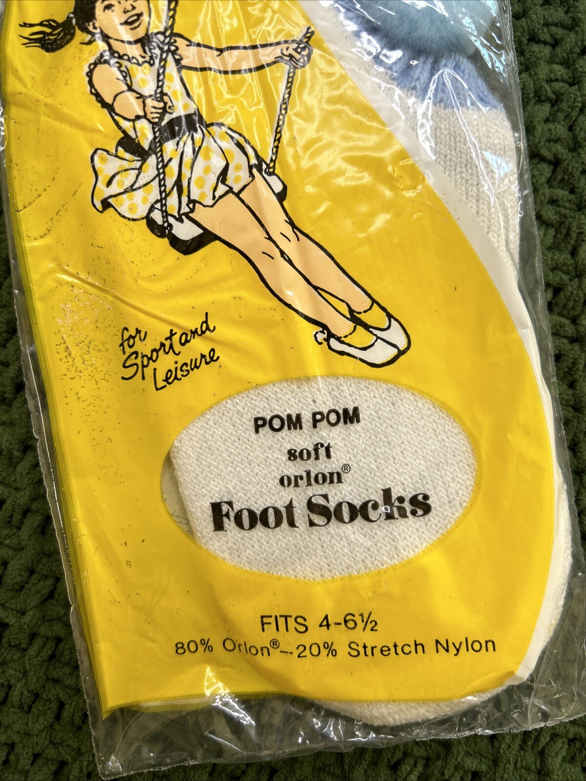 VTG Pom Pom Socks White Baby Blue Poms NIP SZ 4-6.5 Girls Orlon 70s NOS Low Cut.