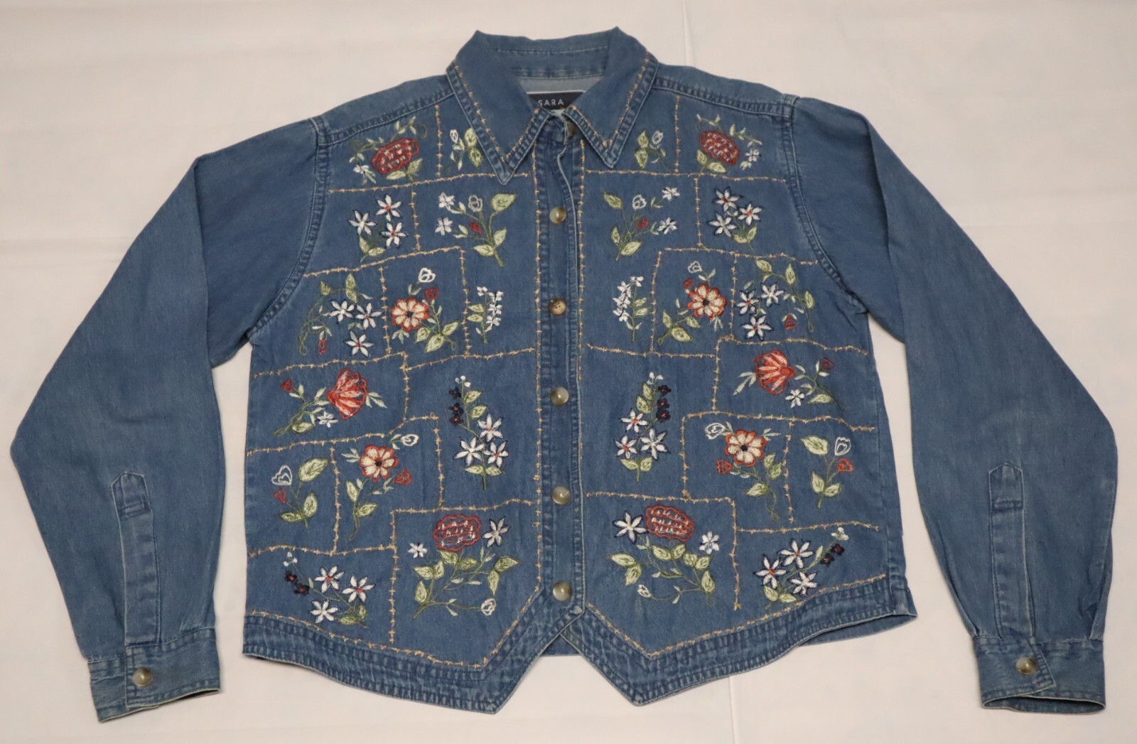 Vintage 1990s SARA STUDIO womens denim embroidered shirt jacket size M