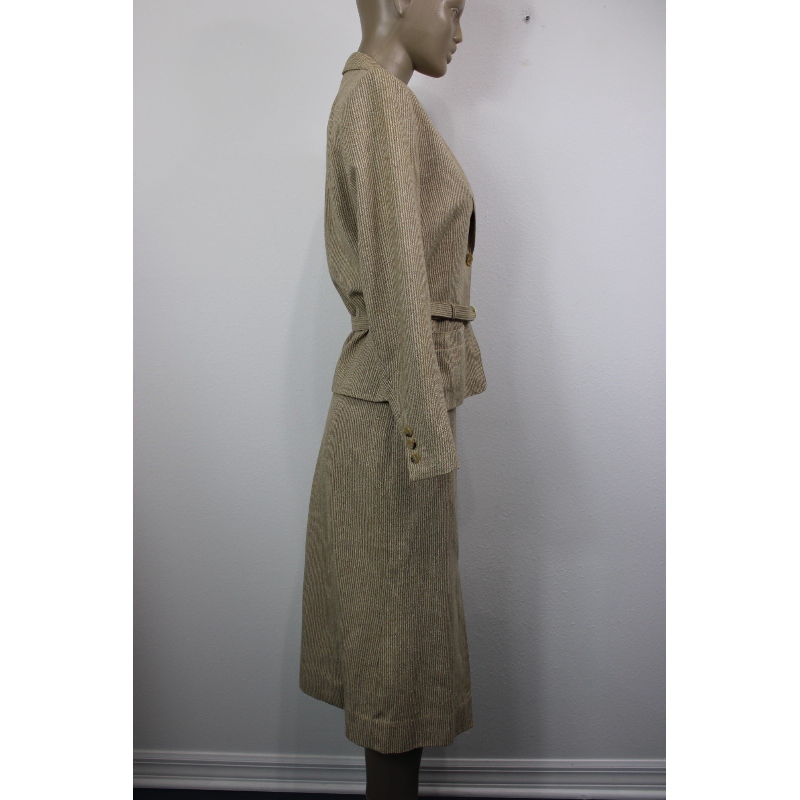 GUY LAROCHE Size 38 DIFFUSION Vintage Women’s Suit Jacket & Skirt Fitted France