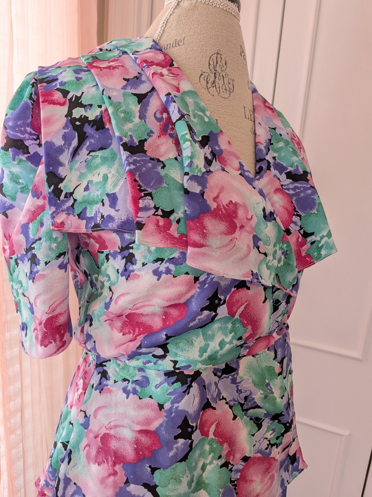 1940s Style Flowered 80s Dress