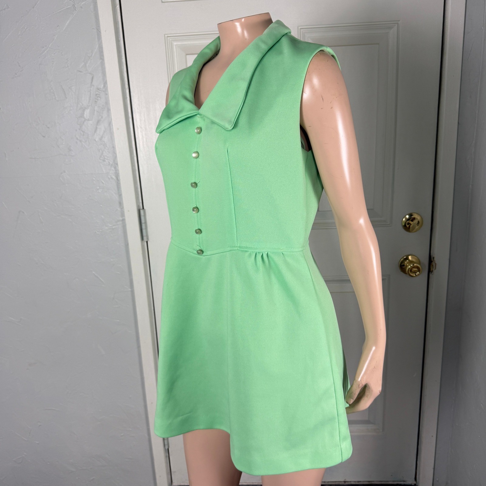 Vintage 70s Polyester Knit Mini Dress Party Sleeveless Collar Sheath Casual M18