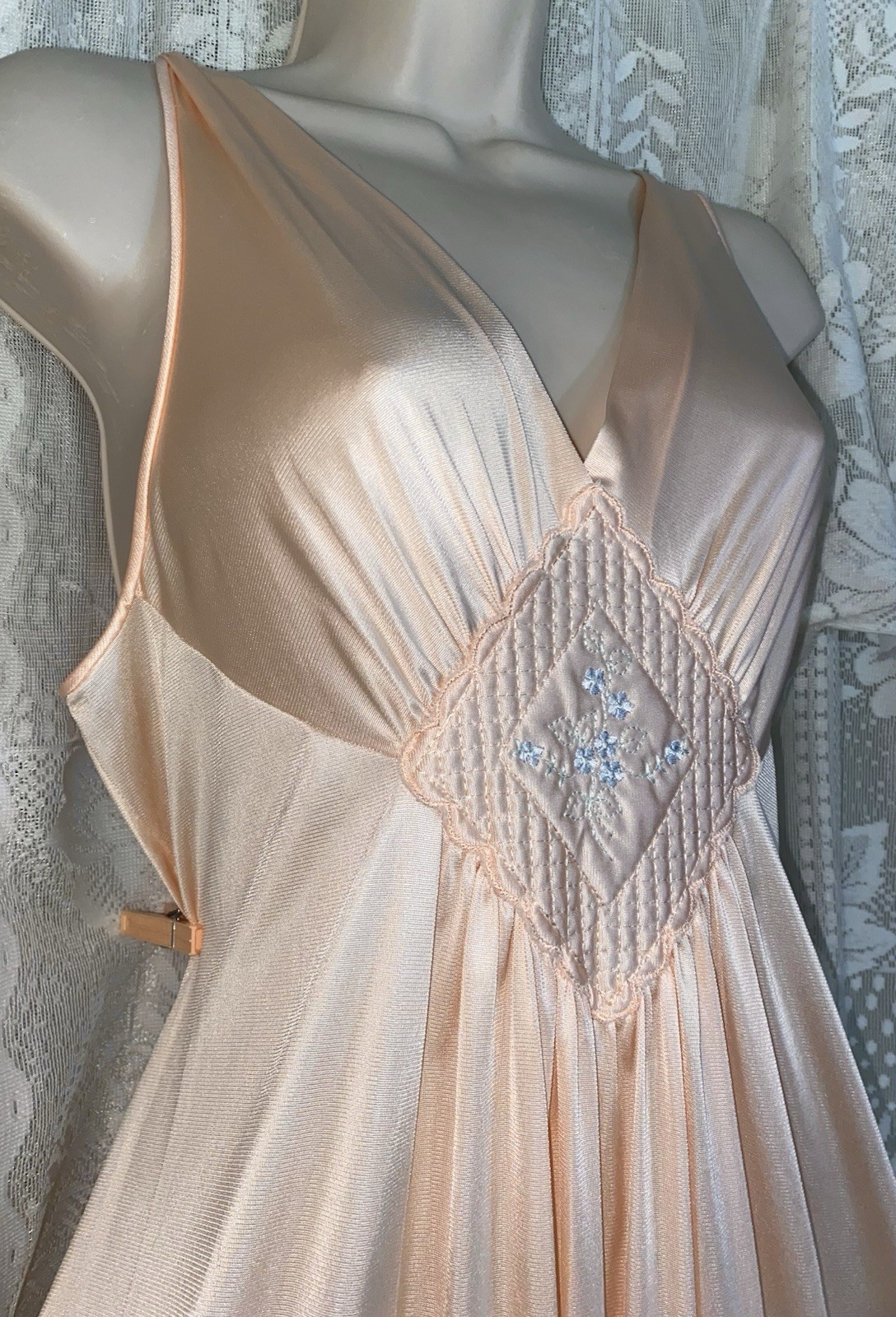 VTG M L Sweet PEACH VANITY FAIR Nylon Peignoir Robe Nightgown Negligee Gown Set