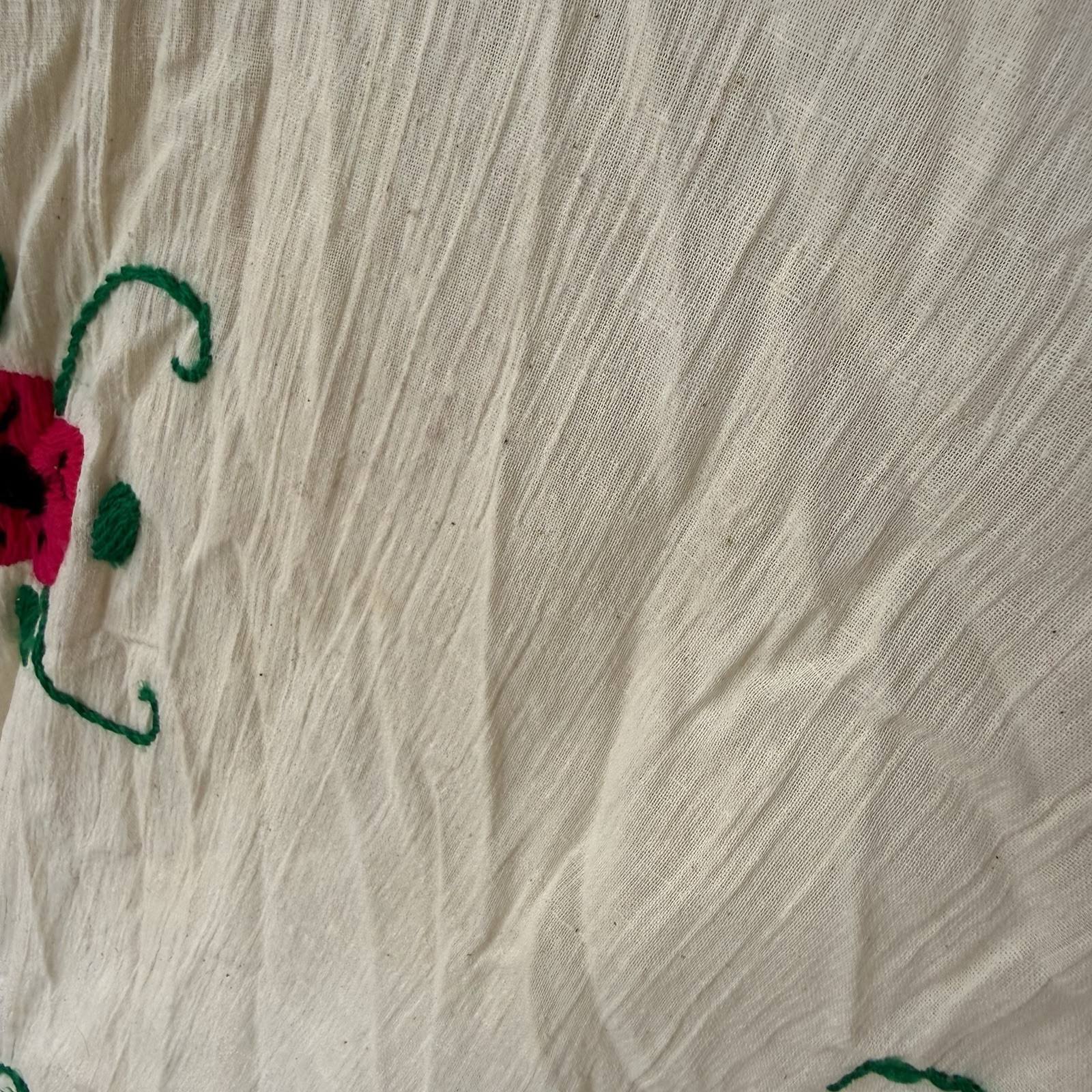 Vintage Mexican Hand Embroidered Cotton Gauze Embroidered Floral Kaftan