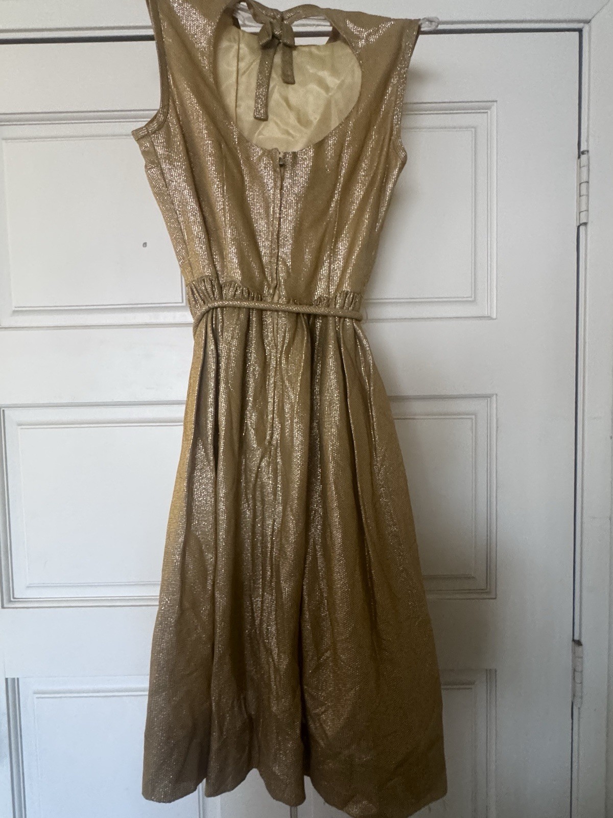 Vintage 1960s Metallic Gold Lurex Cocktail Party Dress – Cut-Out Bow Back S/M