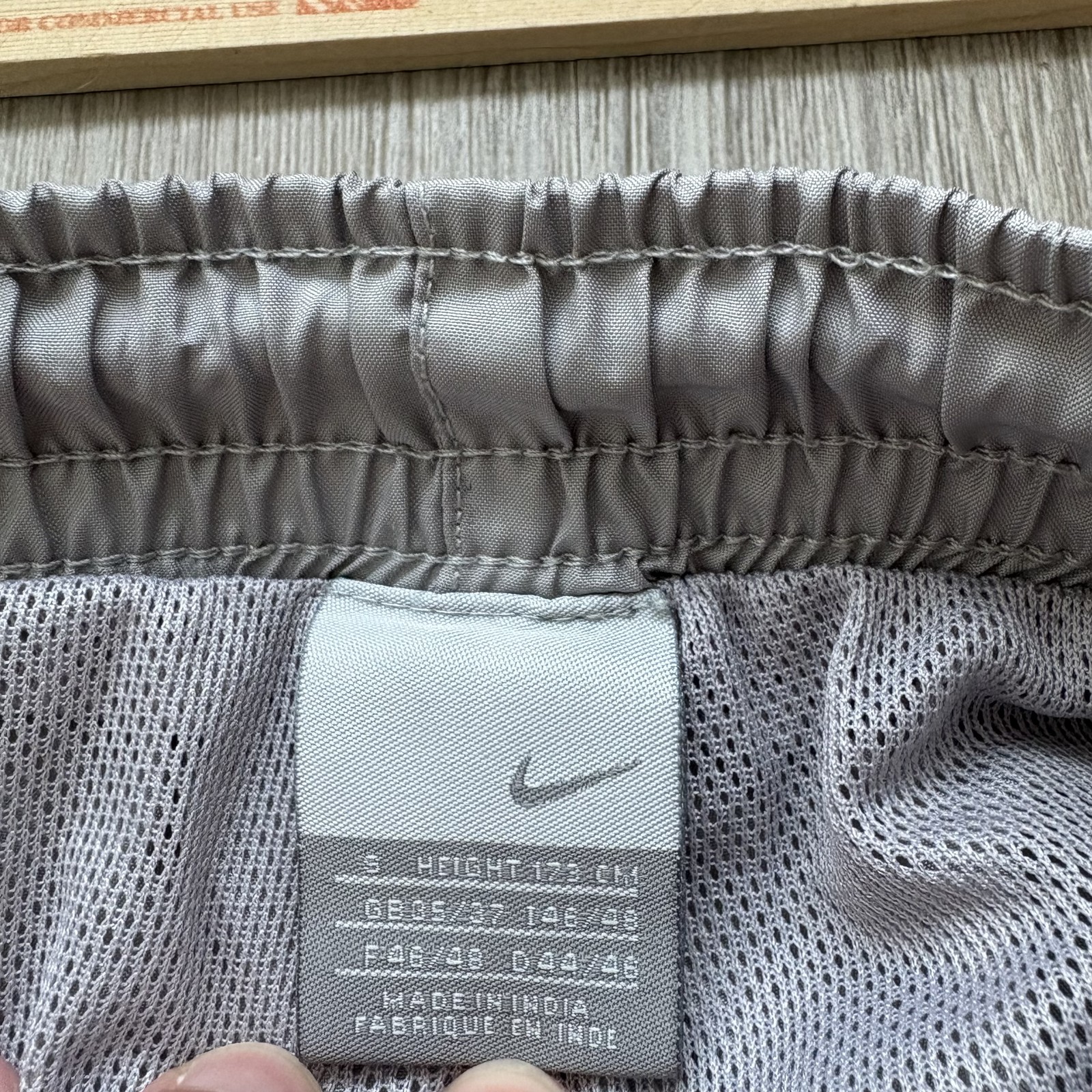 Nike Women’s Track Pants Grey Baggy Y2K Vintage Mesh Lined Ankle Zip Size S