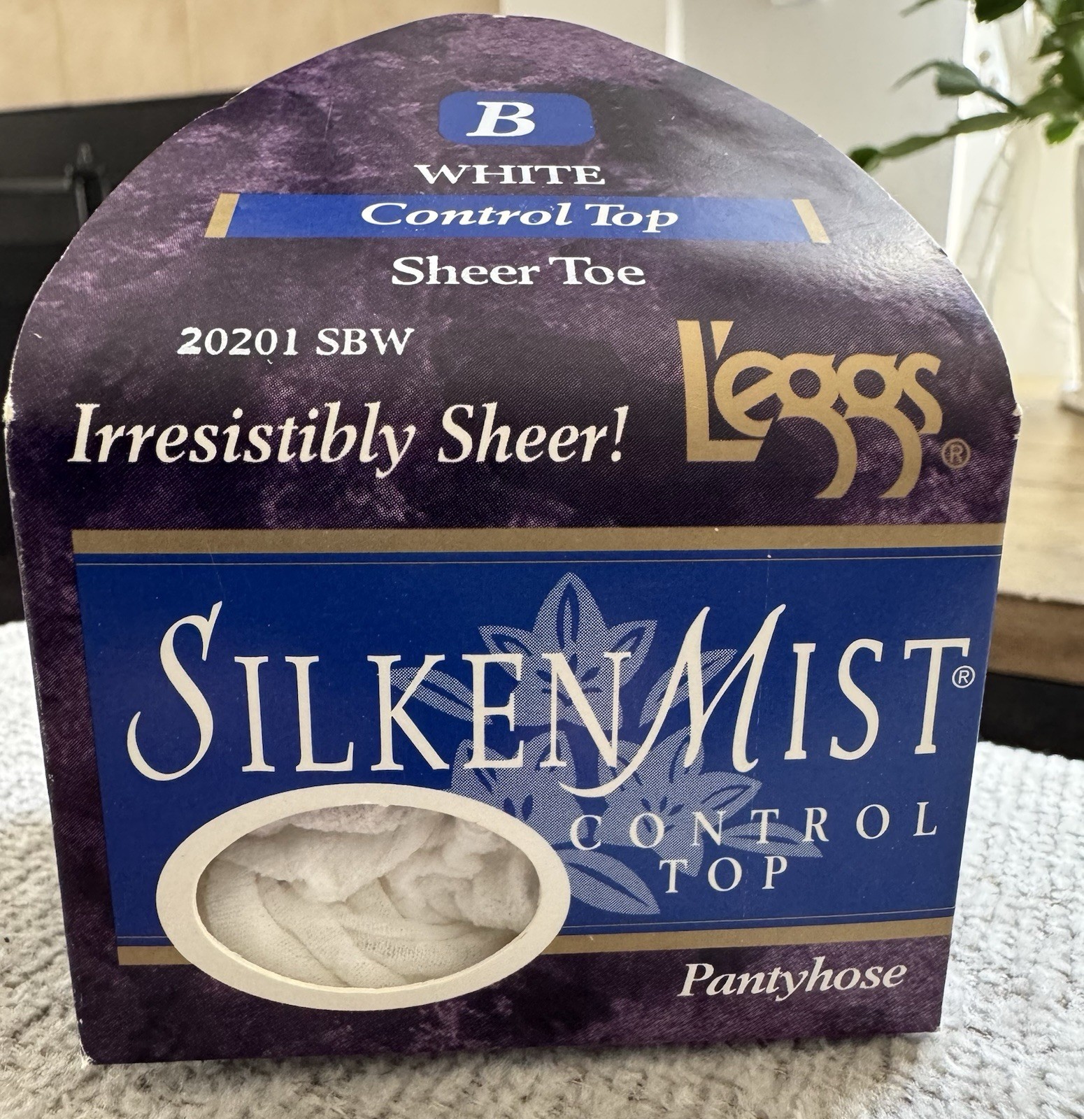 Vintage L’eggs Silken Mist Control Top Sheer Toe Pantyhose White Size B
