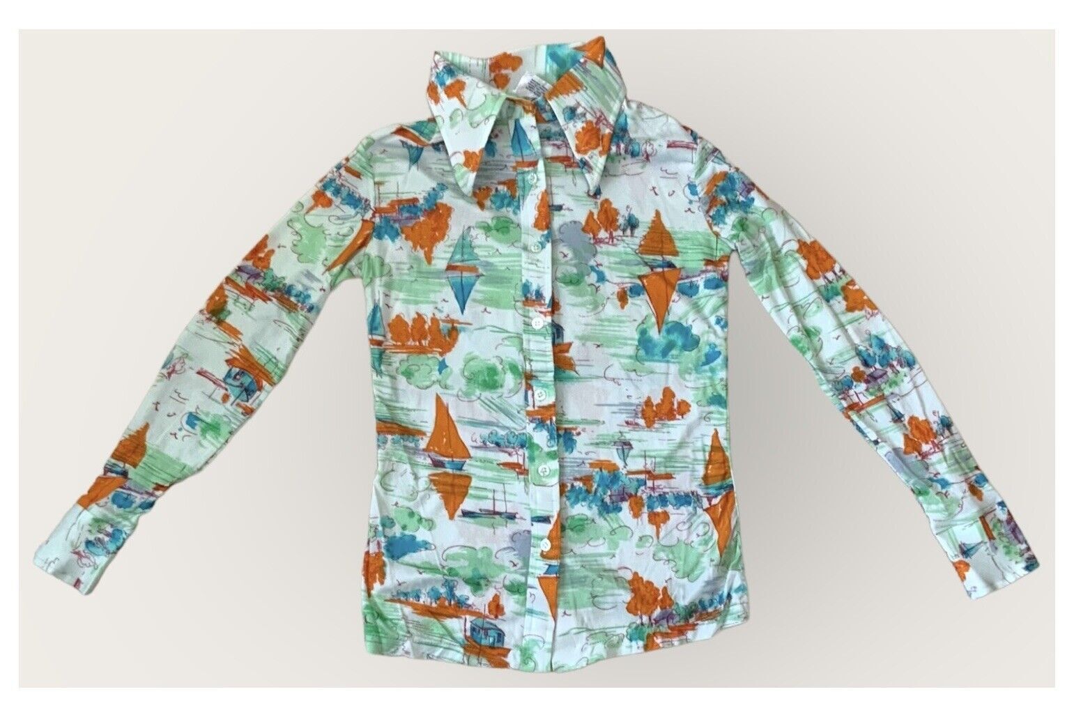 Vtg 1960-70s Nylon Long Sleeve Button Up Blouse W/Sailboats & Scenery – Small