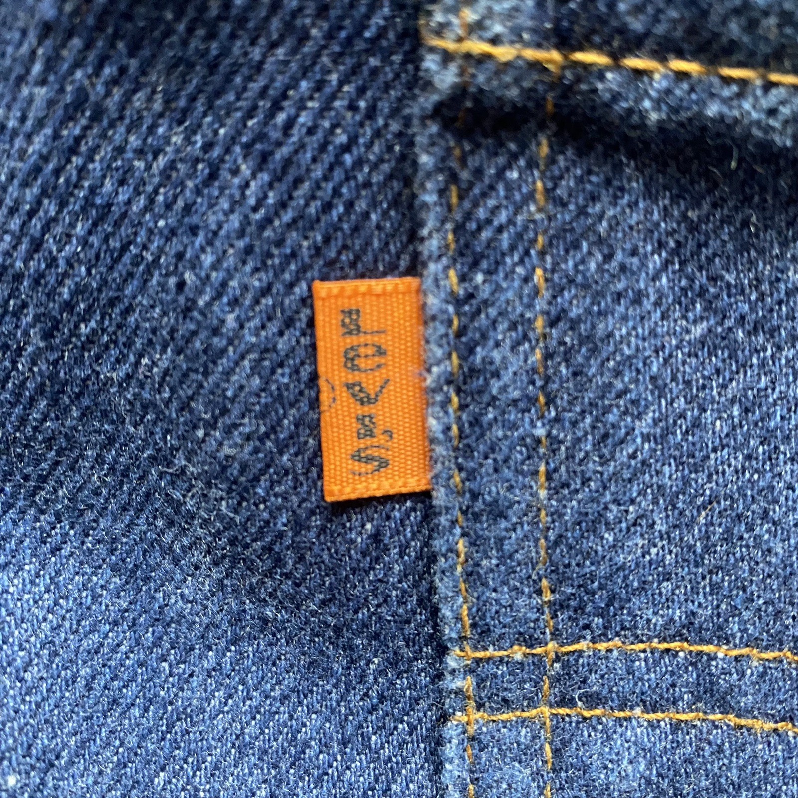 Vintage Levi’s 1983 546 Women’s Jeans Retro 80’s Vibe 30×29 Orange Tab