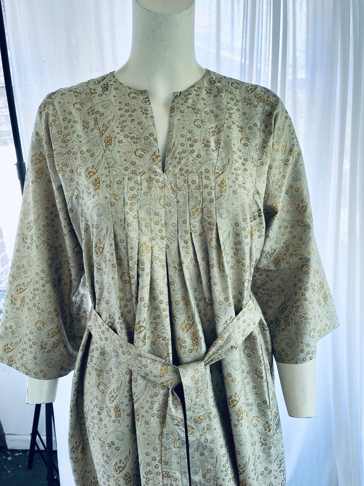 Vintage Jim Thompson Thai Silk Caftan 1970s Kaftan Dress w /Pockets Size Large