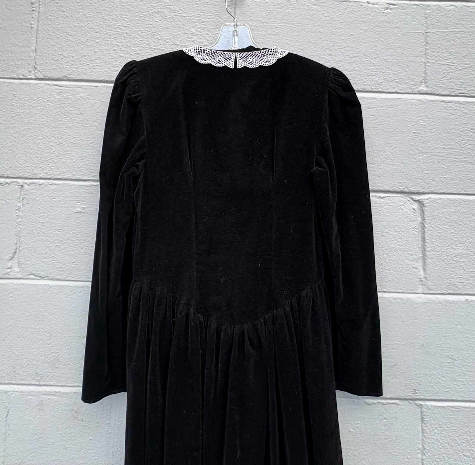 Vintage 1980’s You Too Babes Velveteen Dress Gothic Victorian Lace Collar size 5