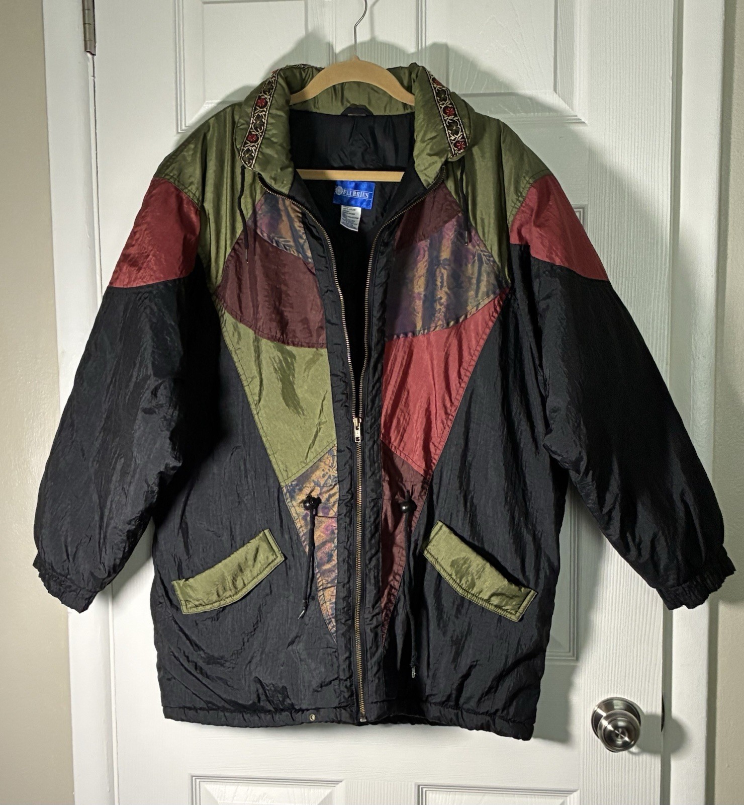 Women’s Jacket -Flurries 80s 90s Geometric Color Block- Nylon- Medium – Vintage