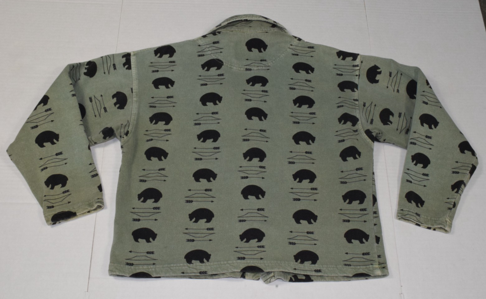 Vintage True Grit Shirt Jacket Size M 90s Sage Green Bear and Arrow Made USA