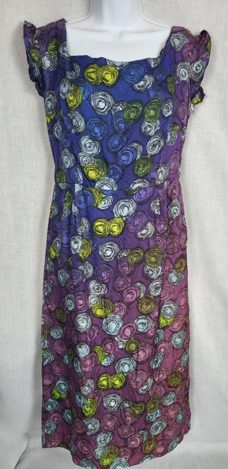 1970s Psychedelic Dress Size S/M Purple Summer Spring Vintage Timeless Classic
