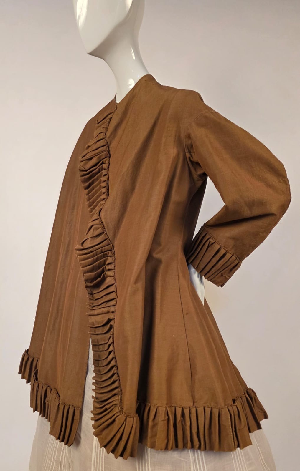 POST CIVIL WAR 1860’S BROWN JACKET W RUFFLED EDGING