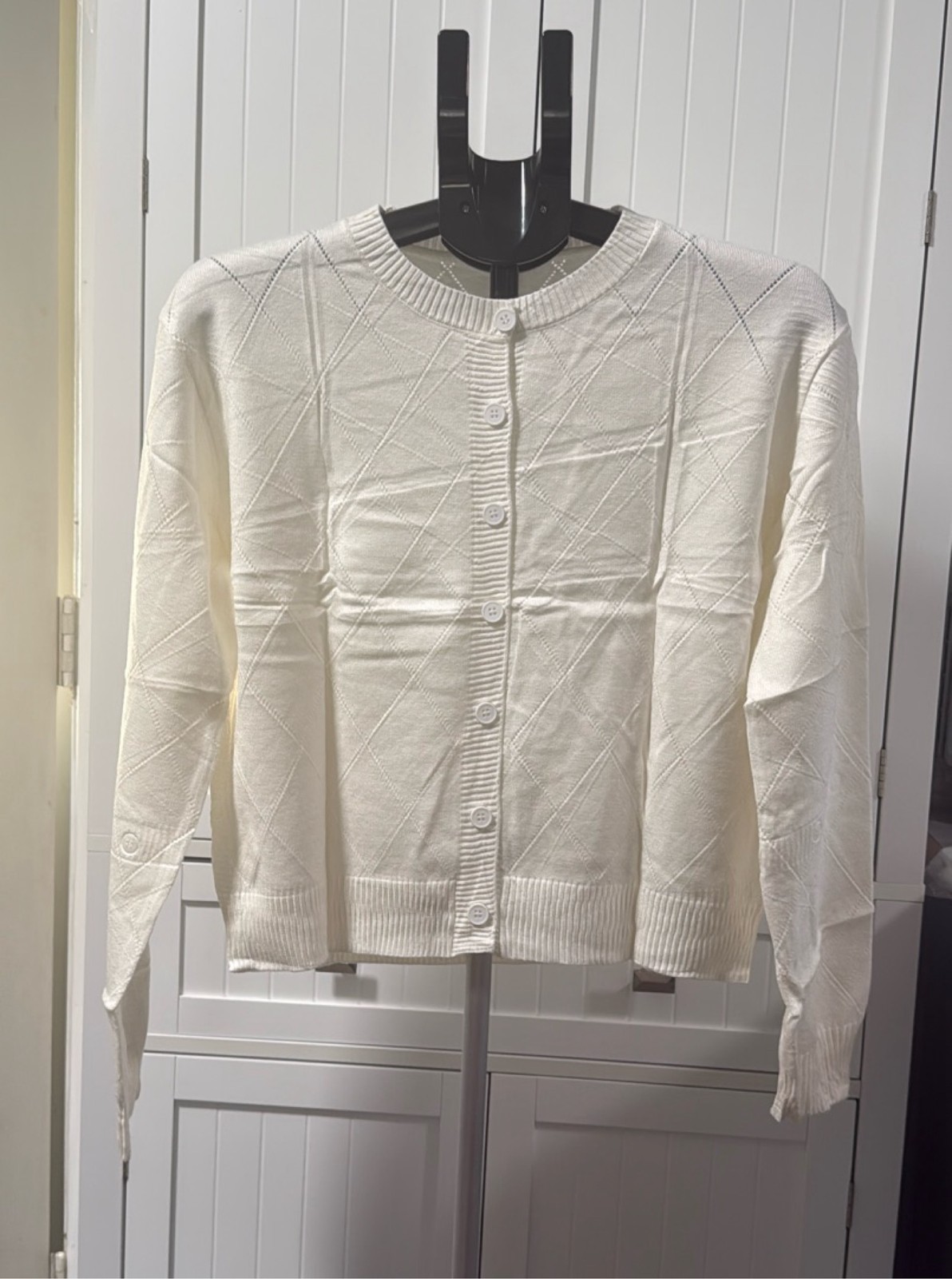 Womens Ivory Diamond-Knit Button-Up Cardigan Sweater