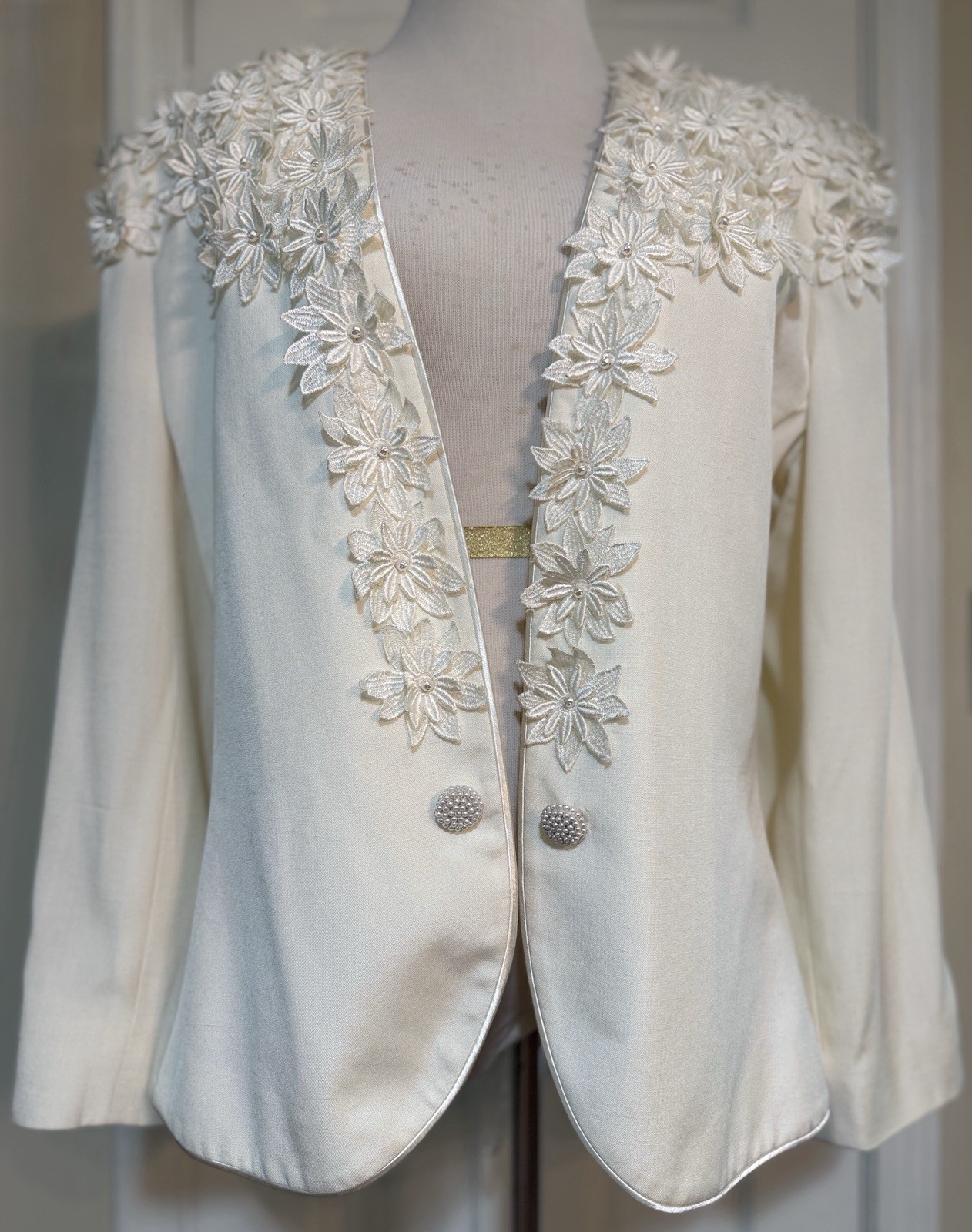 Vtg 80’s Nolan Miller Cream Jacket Appliqué Pearl/Embroidered Statement Sz16