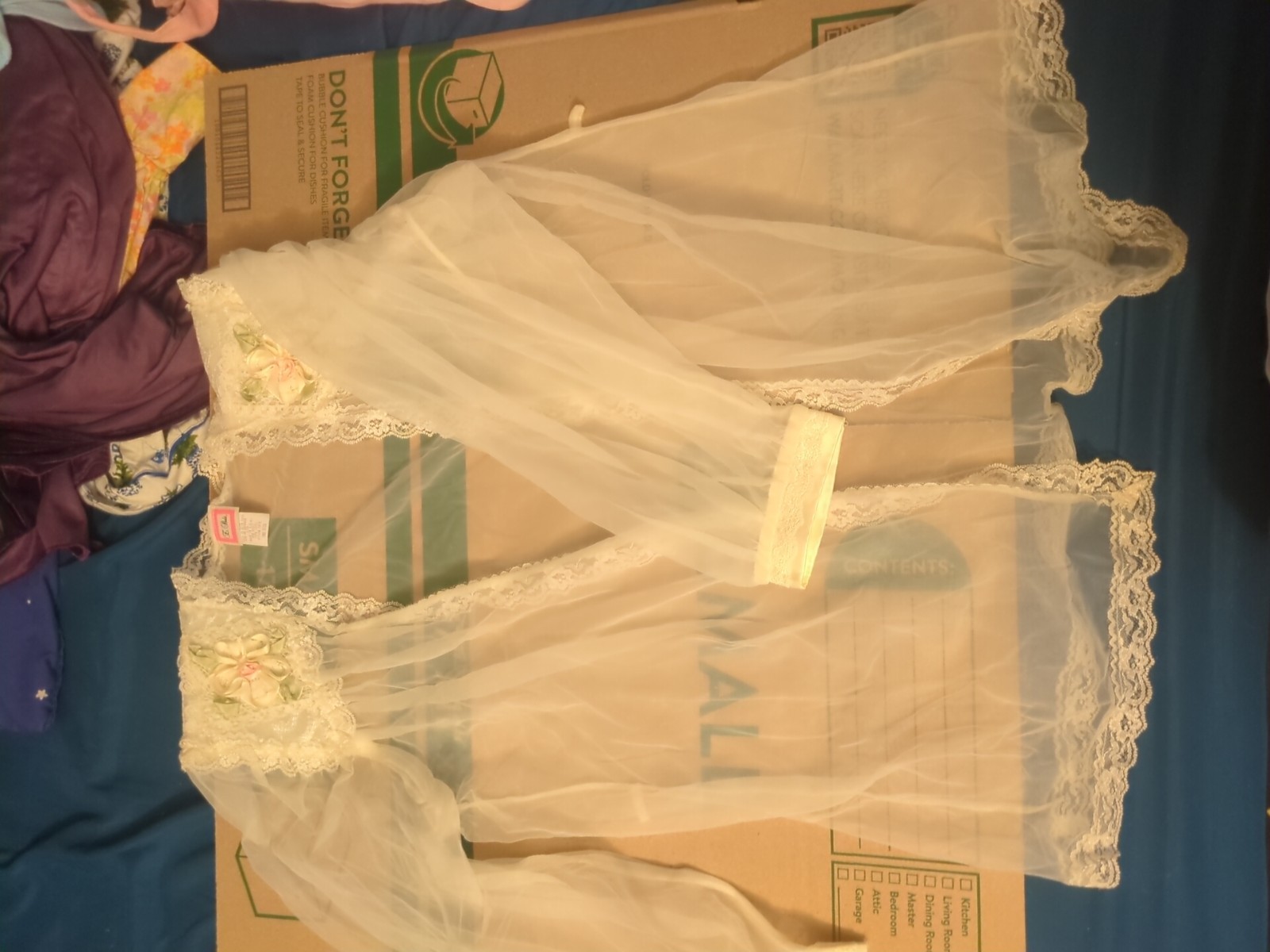 VTG 80’s E. BOLE Beautiful, Feminine Lace Top One Size, Measurements In Pics