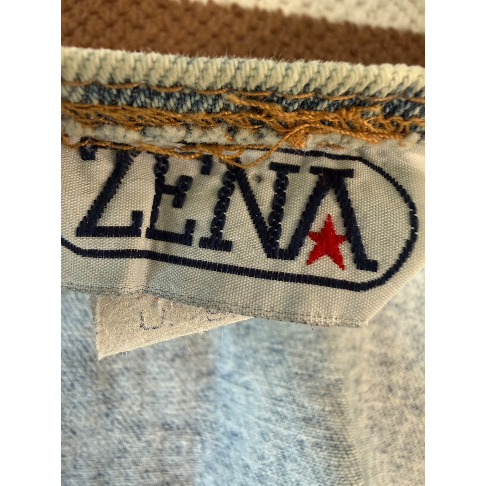 Zena Vintage Floral Denim Vest Womens Large Made in USA Acid Wash Cottagecore