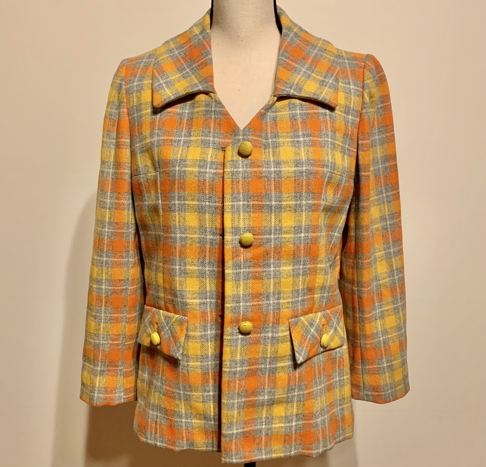Amazing! Vintage Hand Tailored Plaid Wool Blend Blazer by Harrods of California