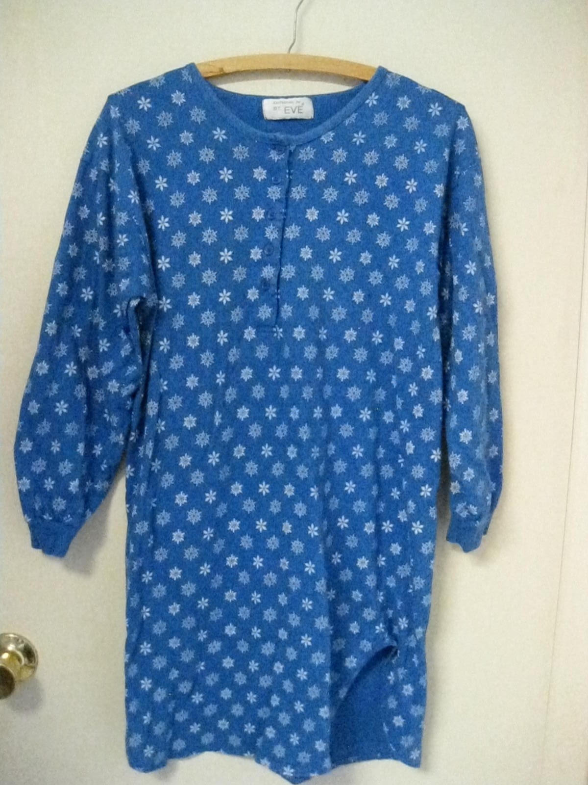 Vtg St Eve Small Cotton Cottagecore Grandmacore Soft Cozy Long Sleeve Nightgown