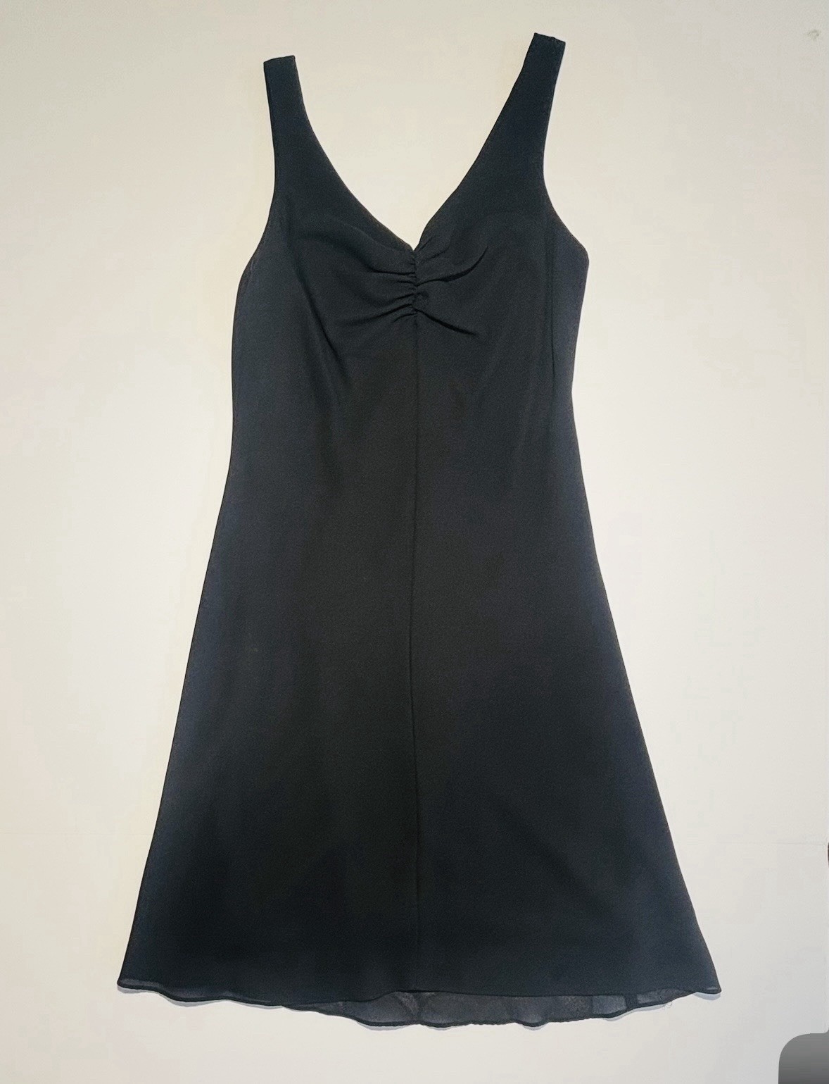 Vintage 90’s Niki Livas Black Double Georgette V-Neck Cocktail Dress Size 12