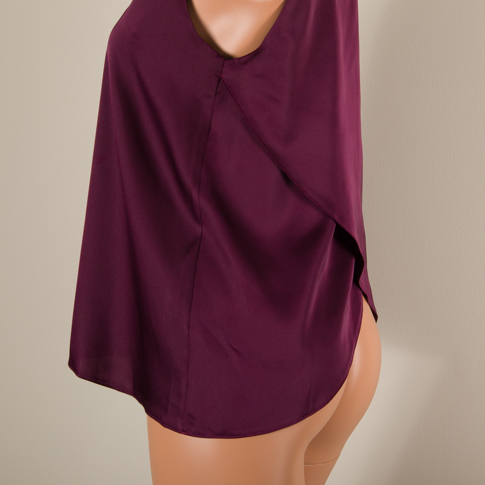 💖 Unbranded Burgundy Tank Top Cami Shirt M Smooth Silky Satin Open Back