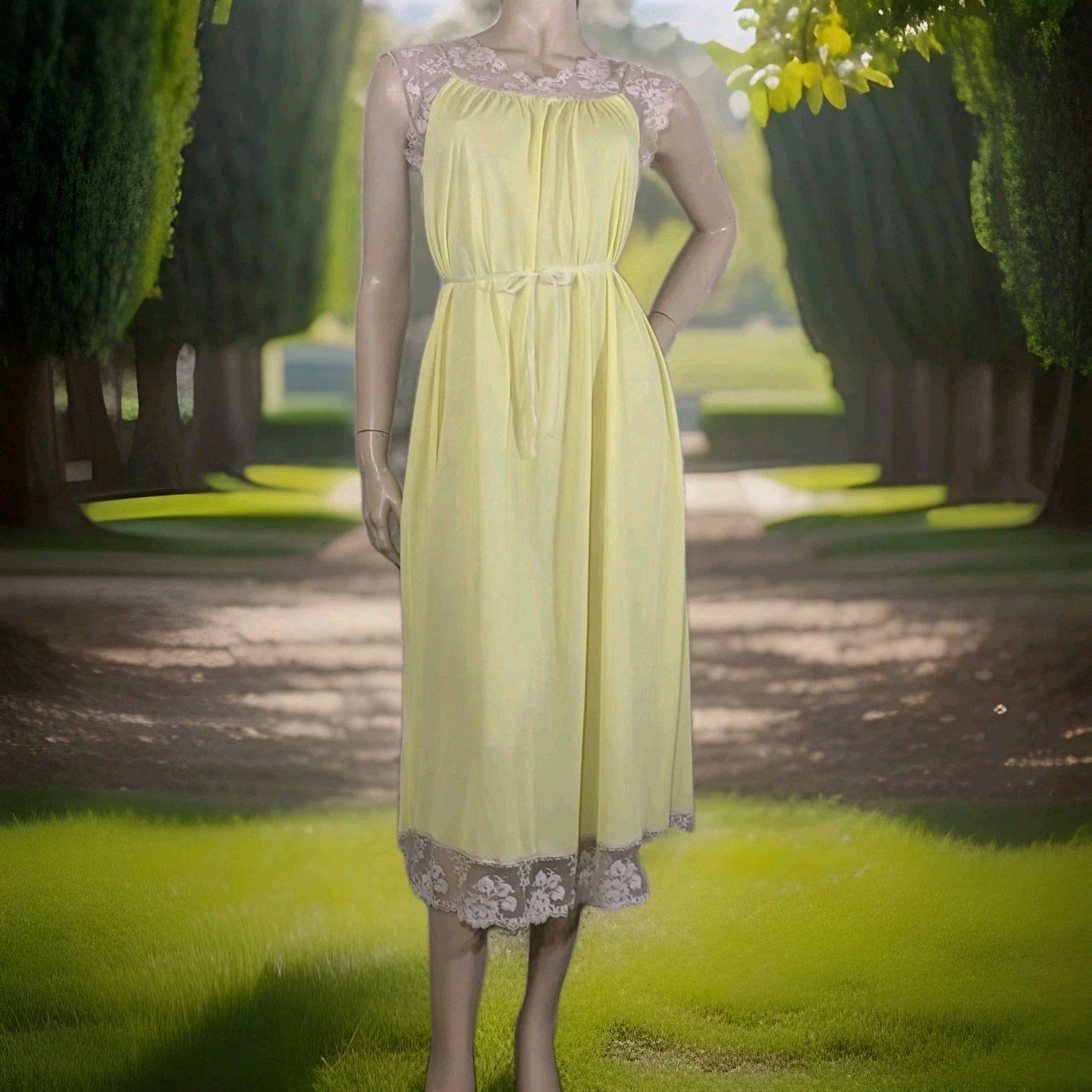 Vintage Radcliffe Yellow Slippery Nylon Beige Lace Lingerie Dress Nightgown L