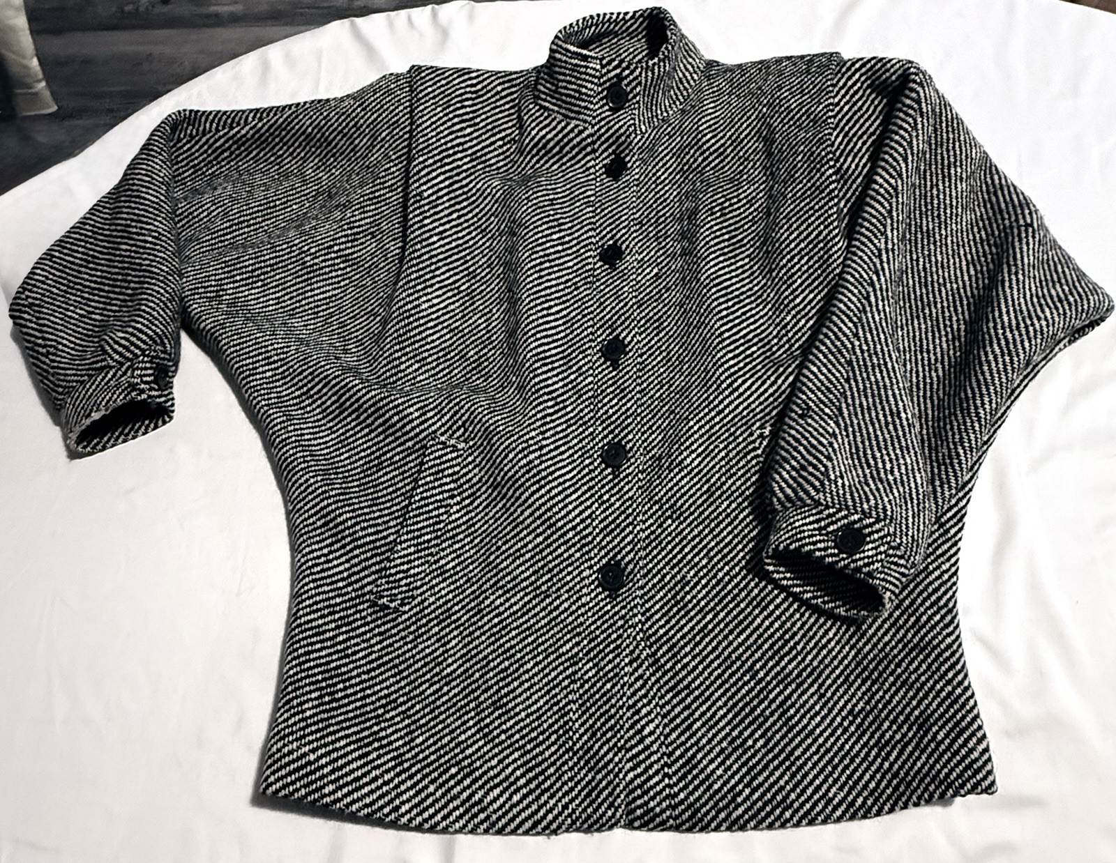 Vintage Women’s Barbarella 100% Pure New Wool Black & White Tweed Pattern Sz9/10