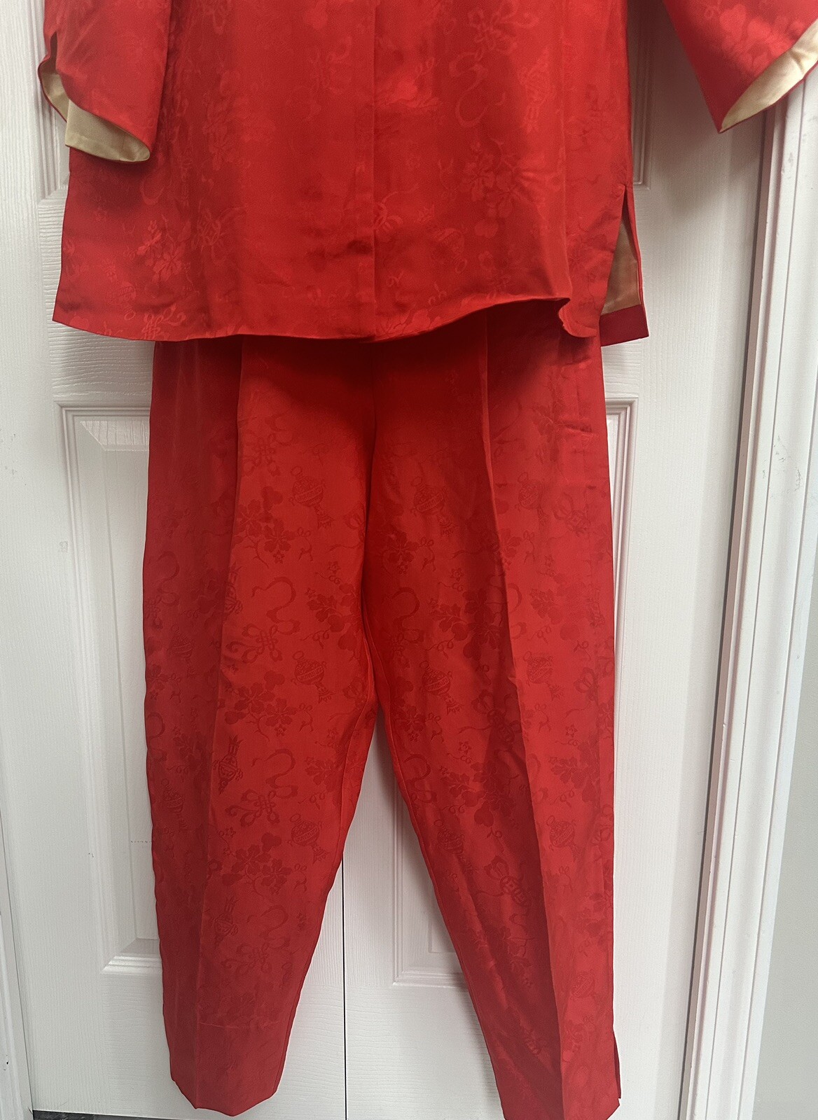 Vintage SZ 12 Dynasty Hong Kong BCC Silk 2 Pc Jacquard Floral Hostess Pant Set