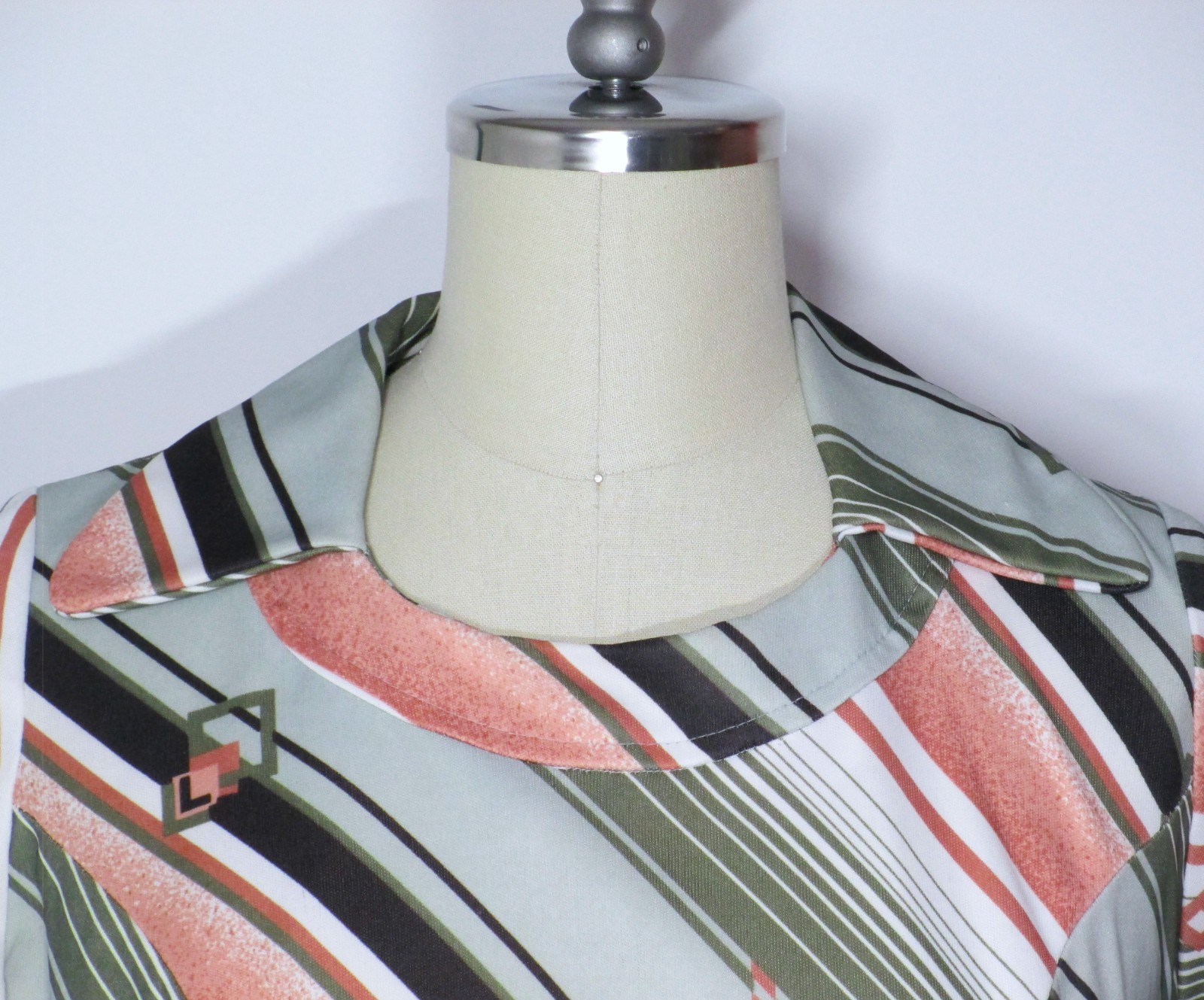 Vintage 70s Polyester A-line Dress, Olive, Pink& Black, Nice, Size M