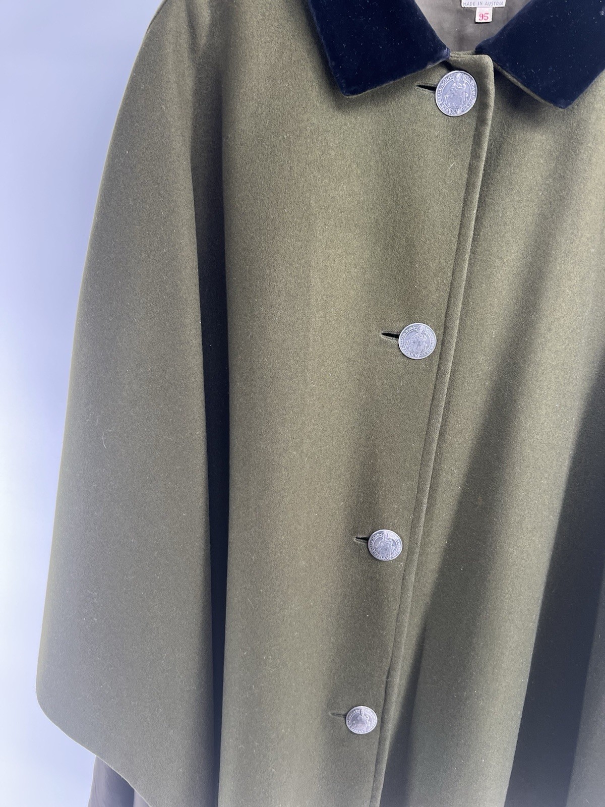 Vintage Rare Original Lanz Salzburg Olive Green Austrian Wool Loden Coat Cape