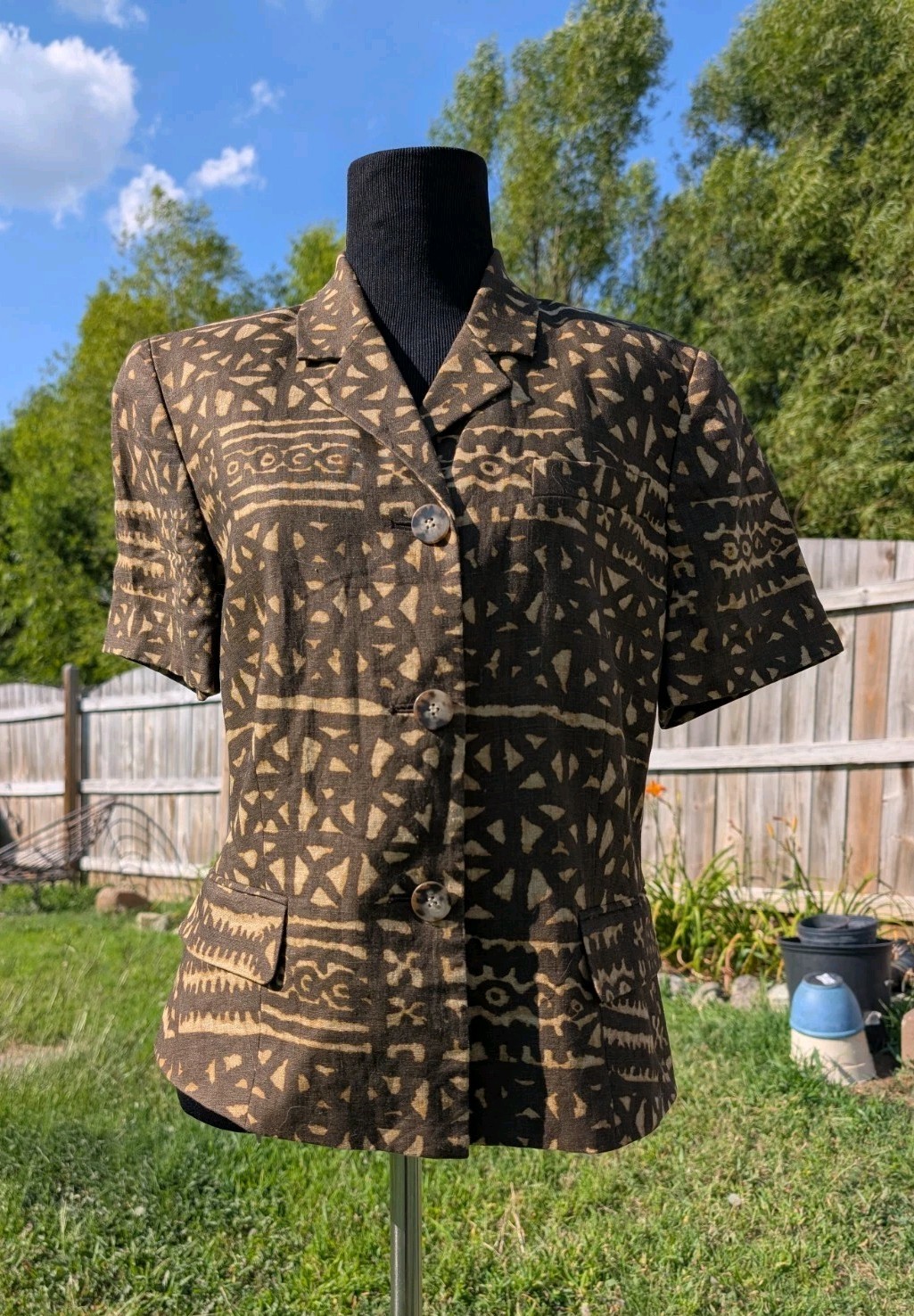 LIZ CLAIBORNE LINEN TRIBAL BLAZER SZ 10 VINTAGE SHORT SLEEVE SHOULDER PADS LINED