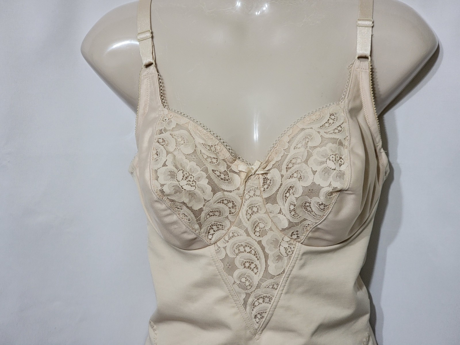 VINTAGE SUBTRACT SHAPEWEAR BODY SUIT 36C #2406 ALL IN ONE GIRDLE BEIGE USA ILGWU