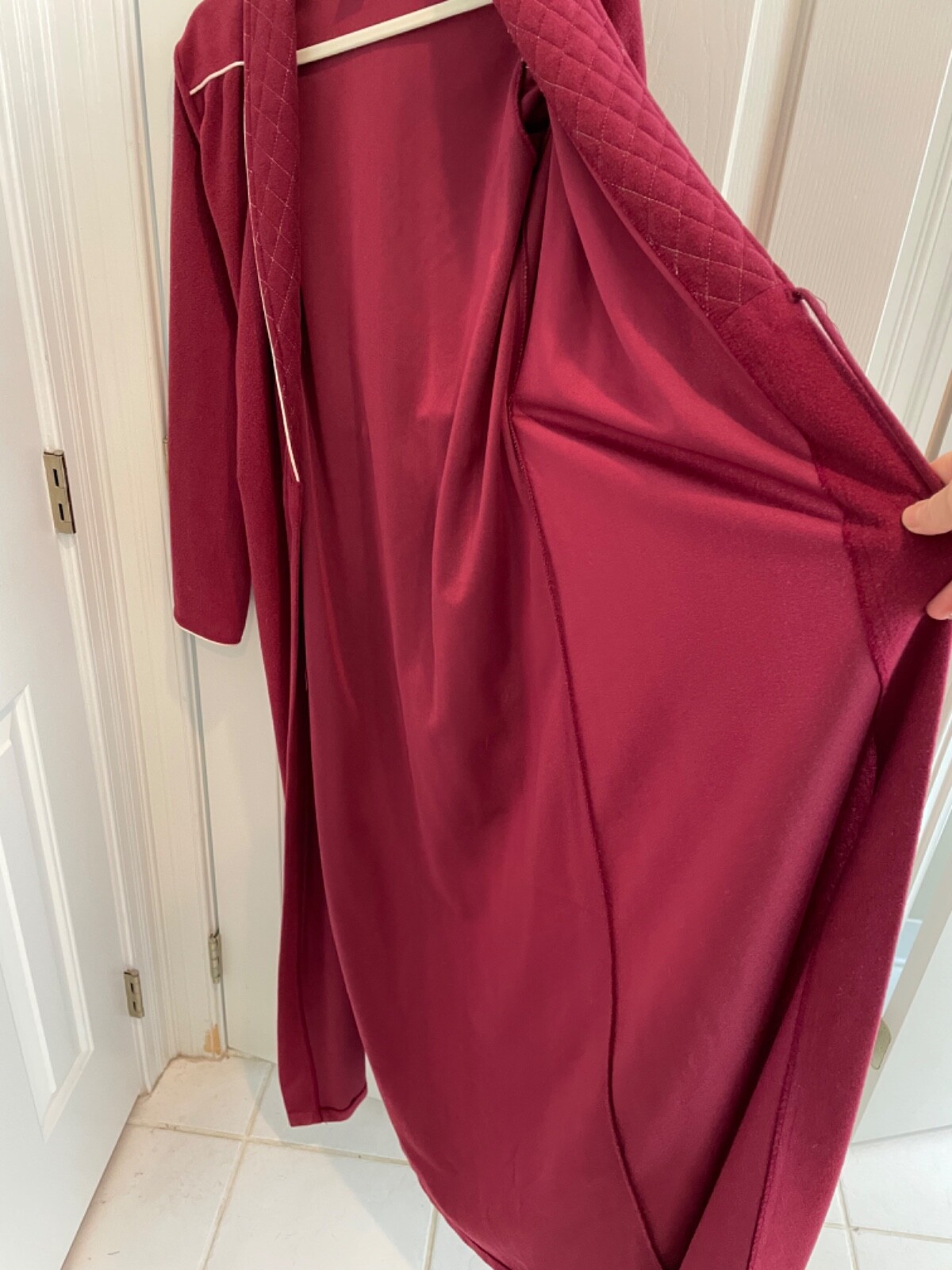 Vintage Jennifer Dale Long Fleece Belted Robe. Burgundy. Ladies 11.