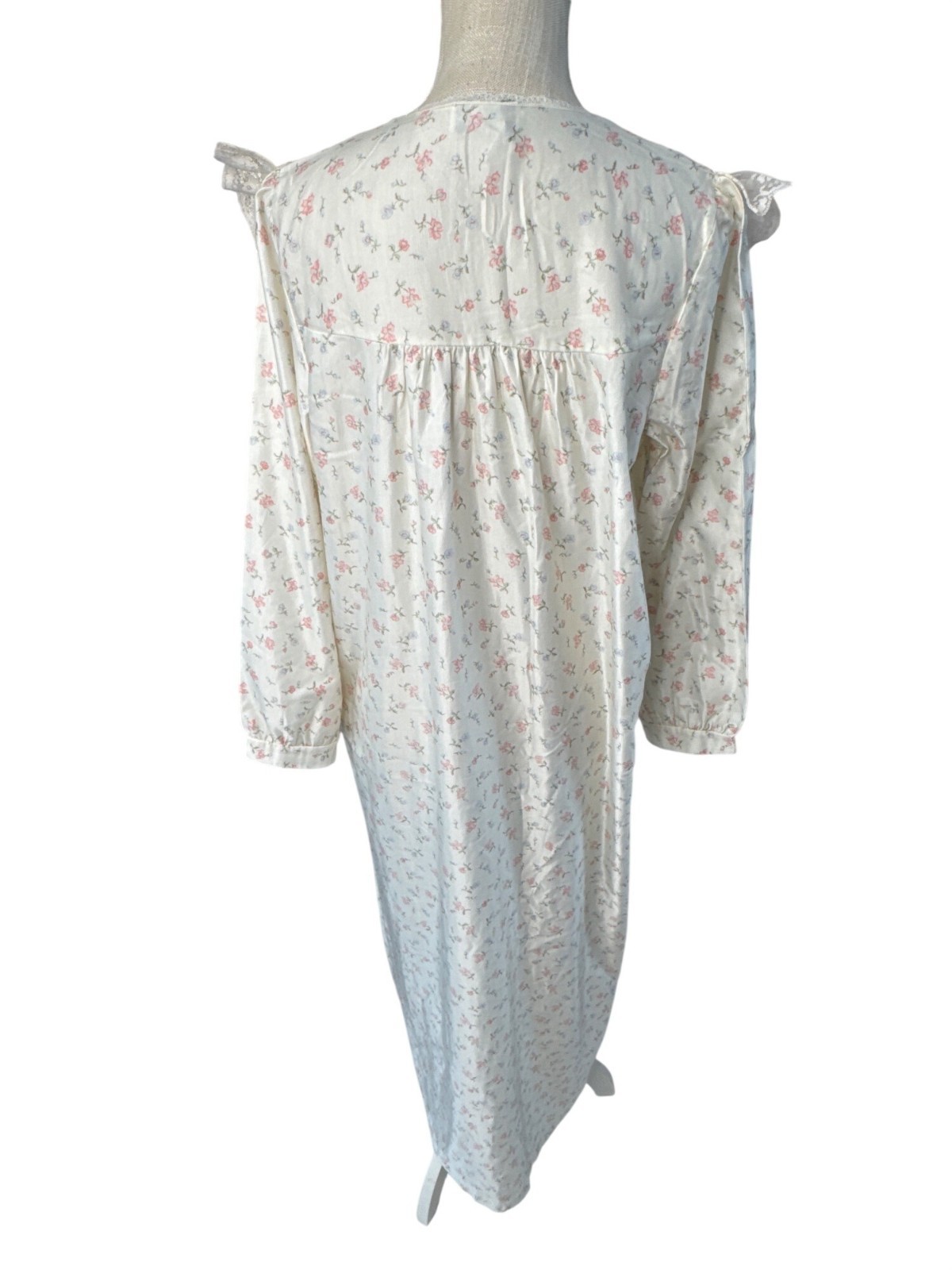 Apostrophe Sears vintage Floral Lace Trim Long Sleeve Satin Flannel Nightgown Sl