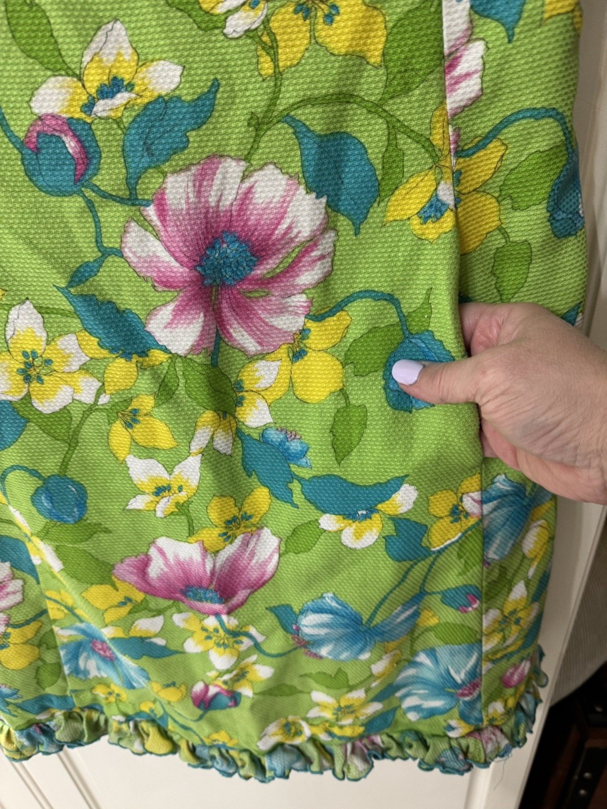 Vintage McMullen Dress Size 10 Happy Bright Floral Green Ruffled Hem Retro
