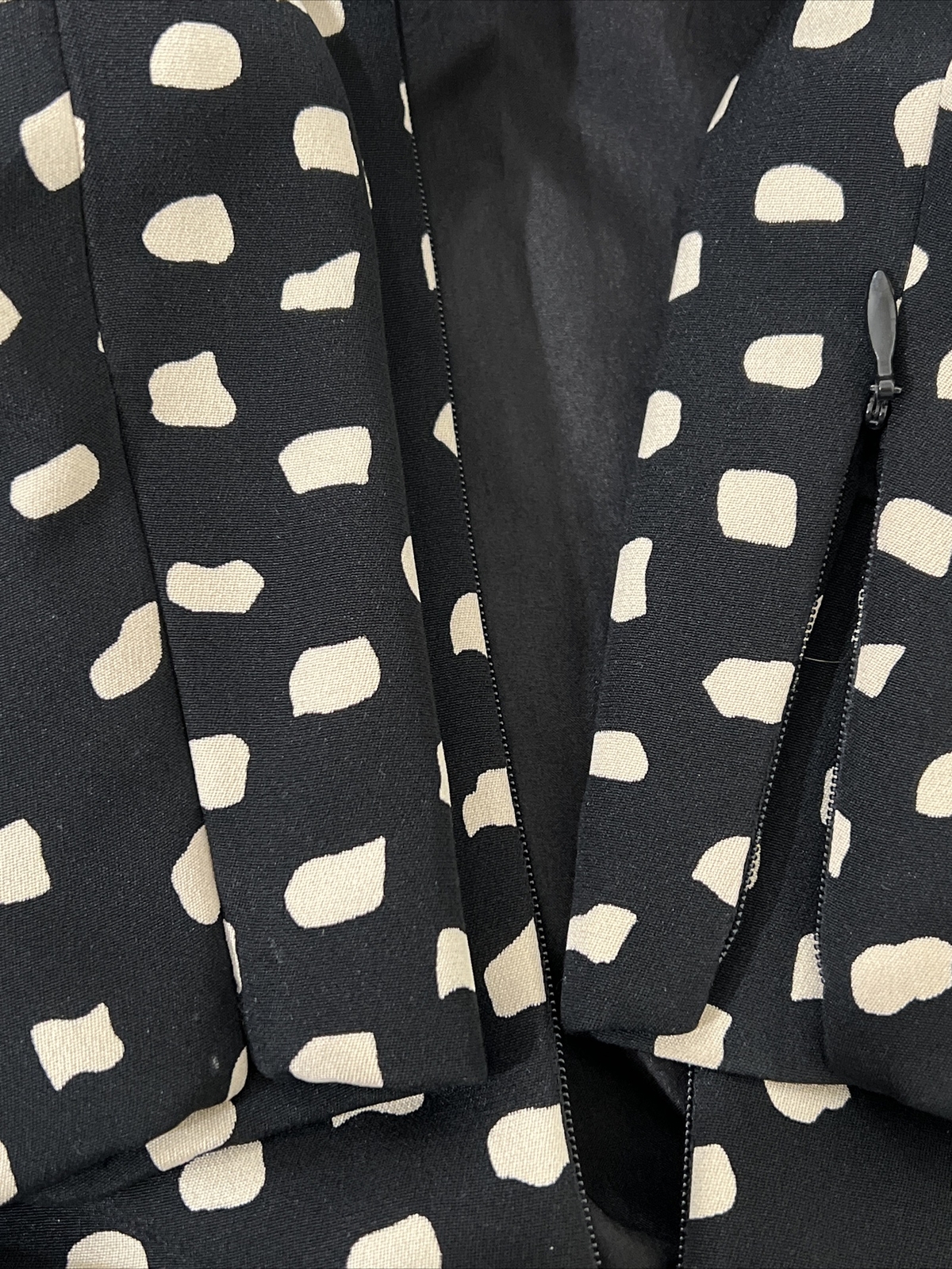 Carolina Herrera Dress Size 10 Black Nieman-Marcus Silk Shoulder Pads VINTAGE