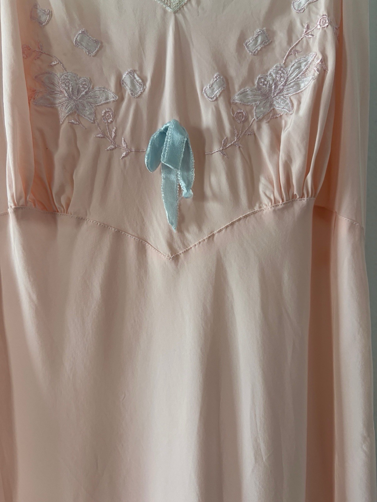 1940s Pink Bias Cut Rayon Slip Dress Floral Embroidery Lace Trim Satin Bow XS