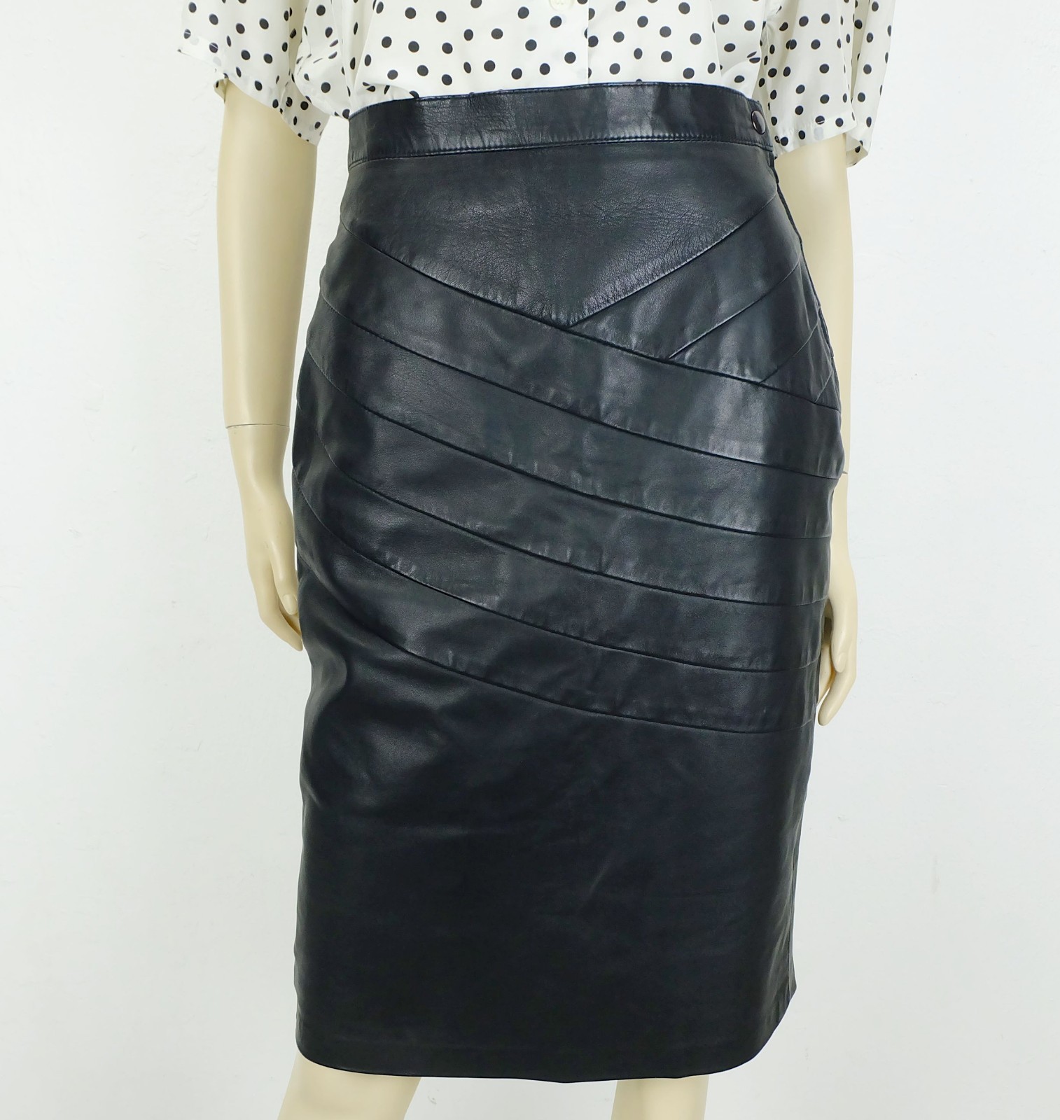 true vintage 80s leather skirt black size 38 pencil skirt pencil skirt