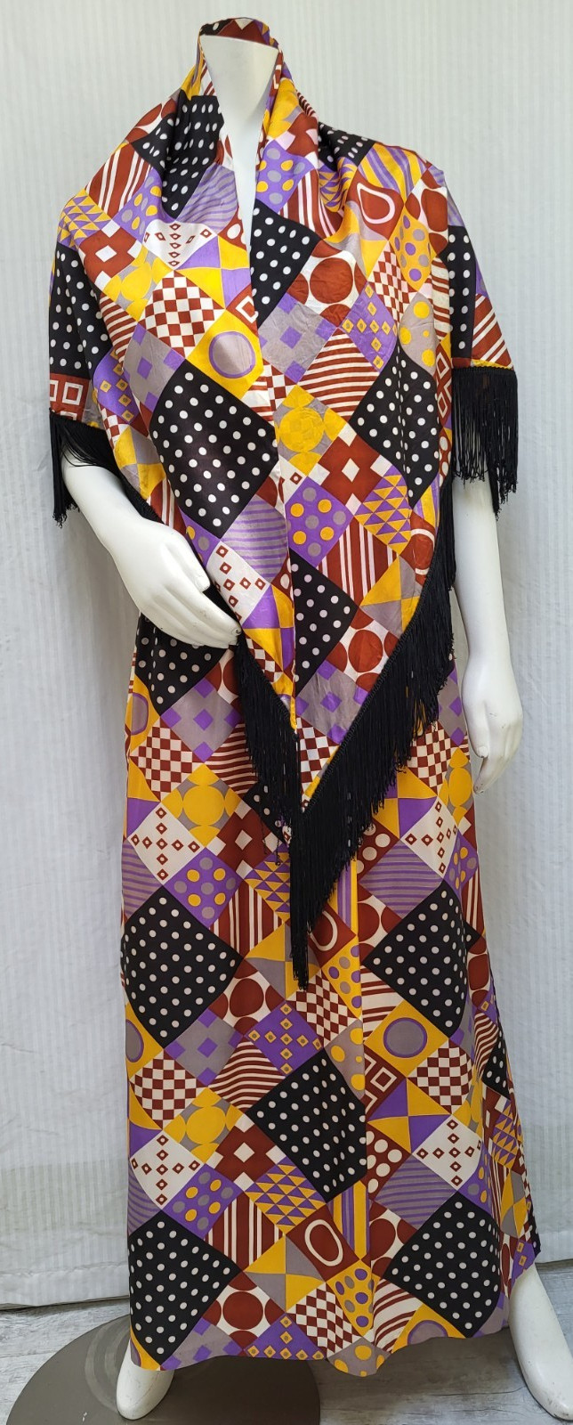 Vintage 1960’s Mod Geo Dot Print Maxi Skirt + Fringed Shawl – Waist 27″ – EUC