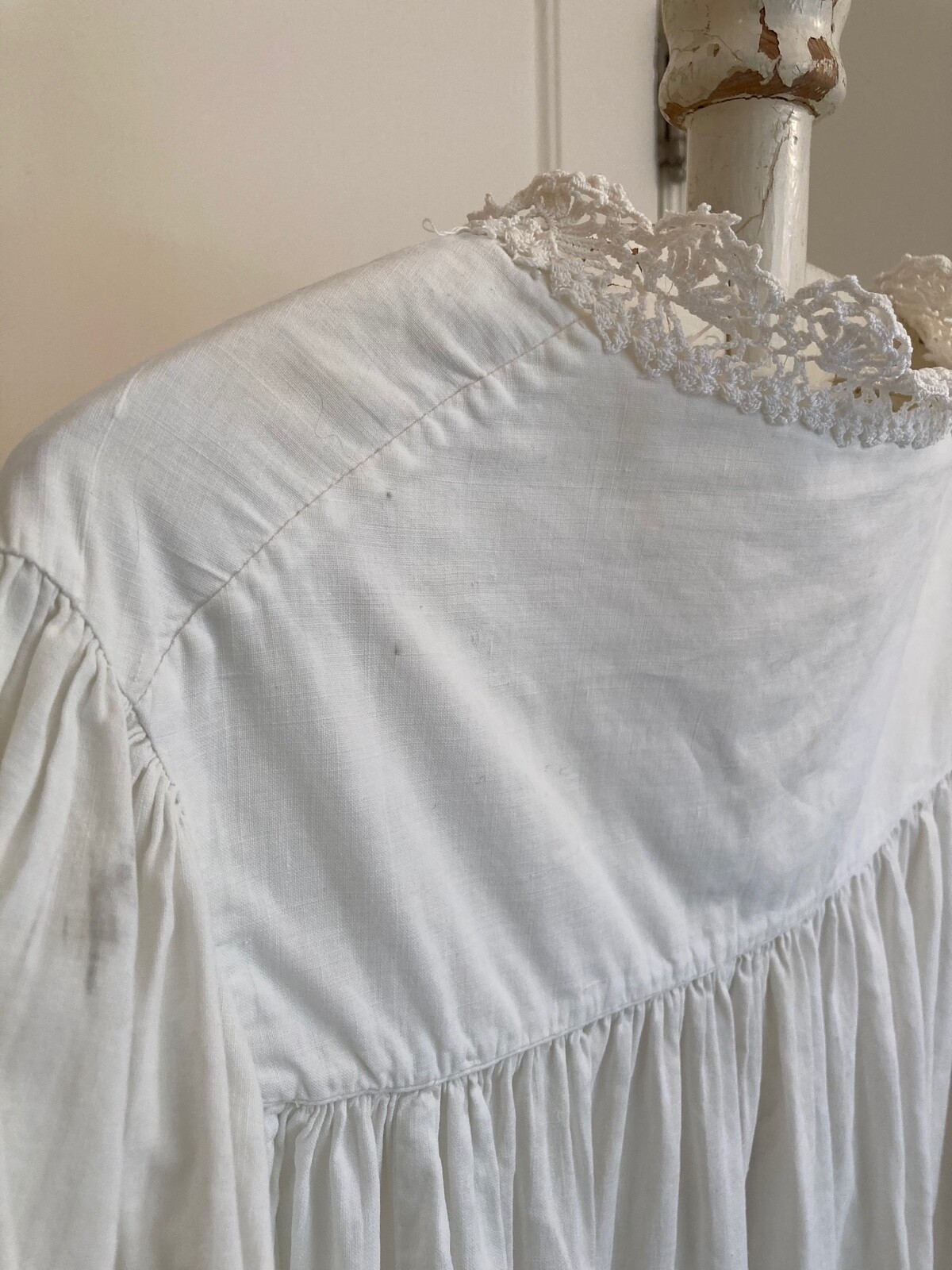 Antique Vintage Edwardian Victorian Heavy Cotton Long Nightgown 1880-1900s AS IS
