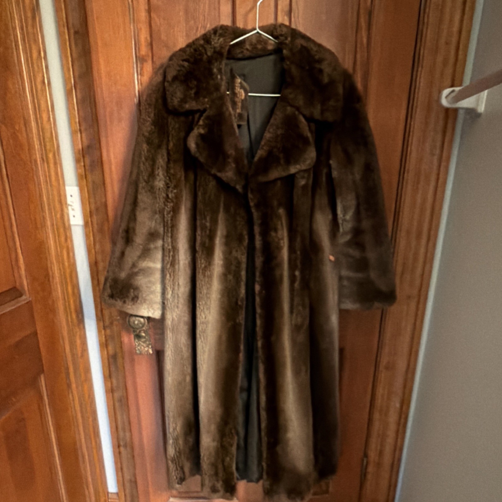 Gidding Jenny vintage Women’s brown beaver coat regular size fur outerwear