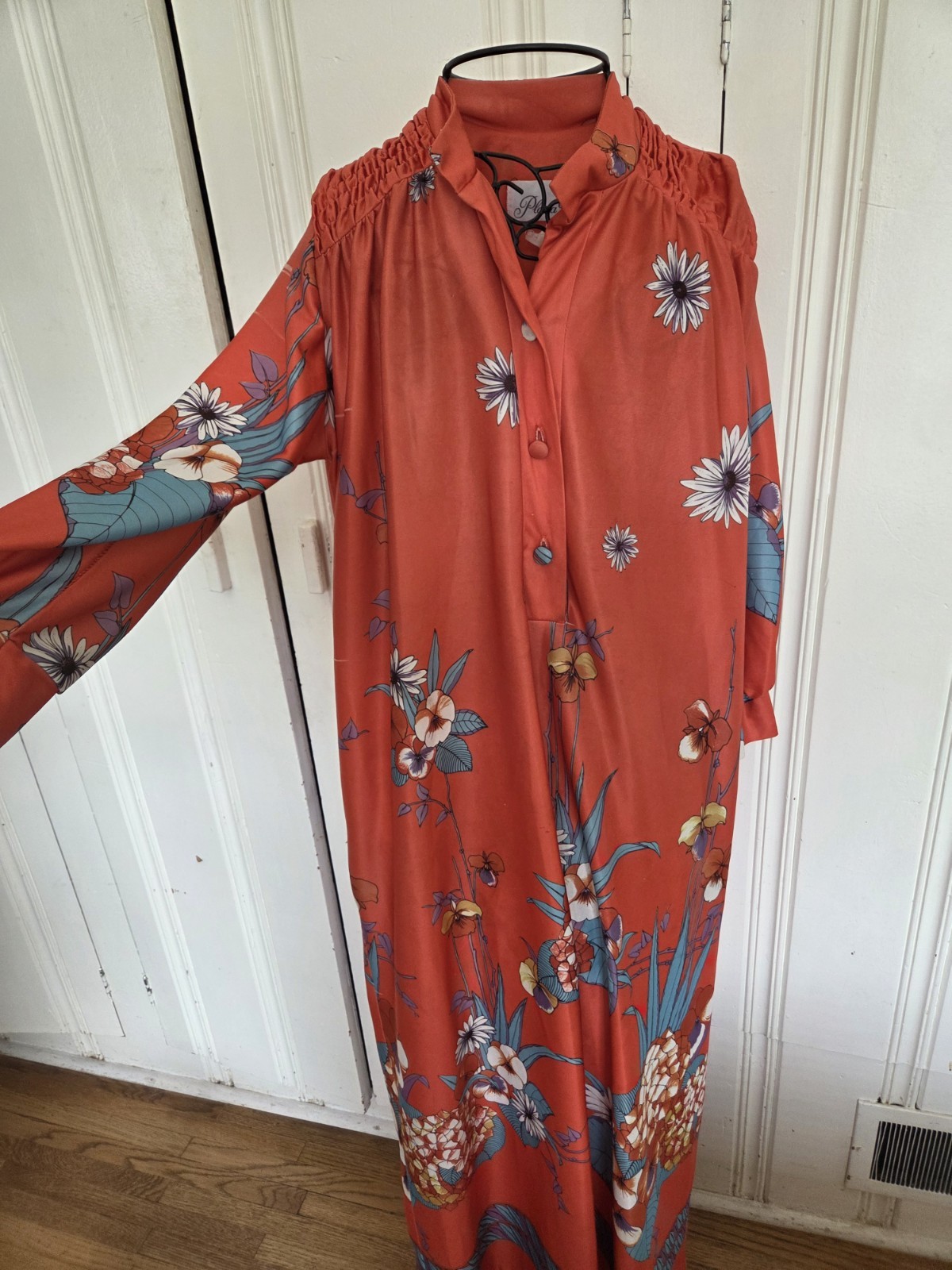 Vintage Plaza 9 Large Orange Floral House Dress Nightgown 1960s Retro Hawaiian