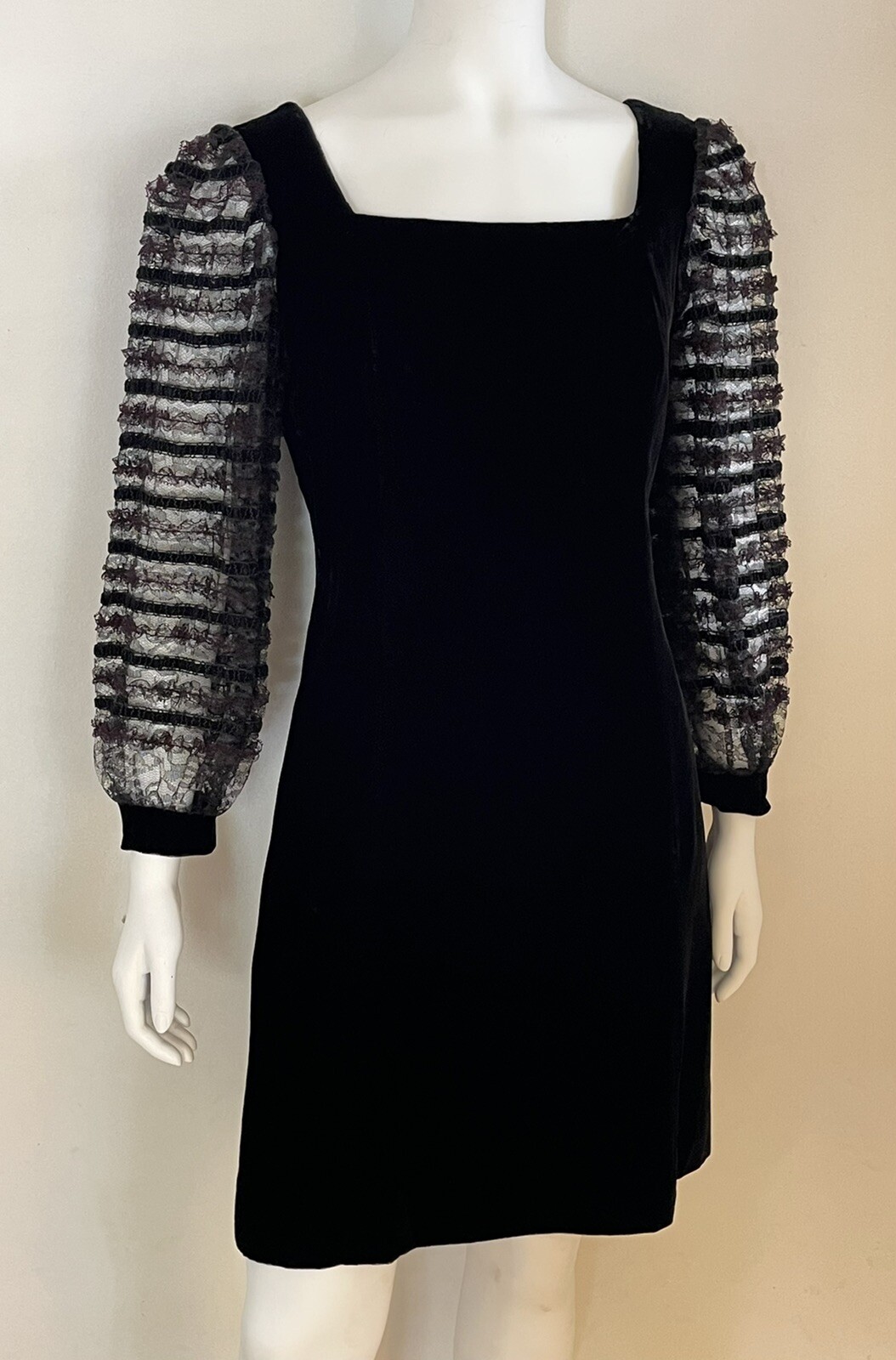 Vintage 1960s Pixie of California by Sue Webb Black Velvet Lace Sleeve Dress S