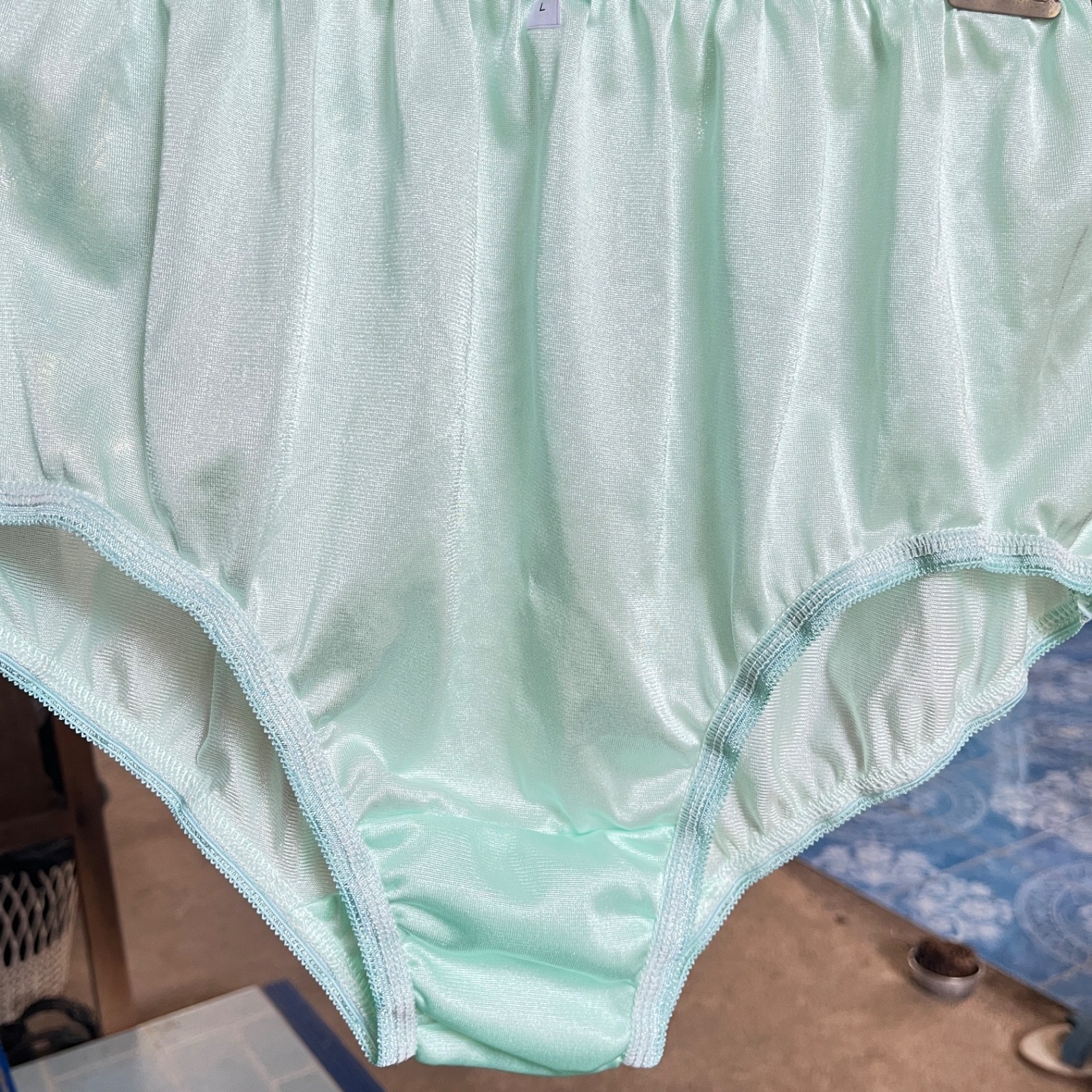 Comfortable Vintage Panties Nylon Feminine Classic Briefs Silk Retro Green VTG