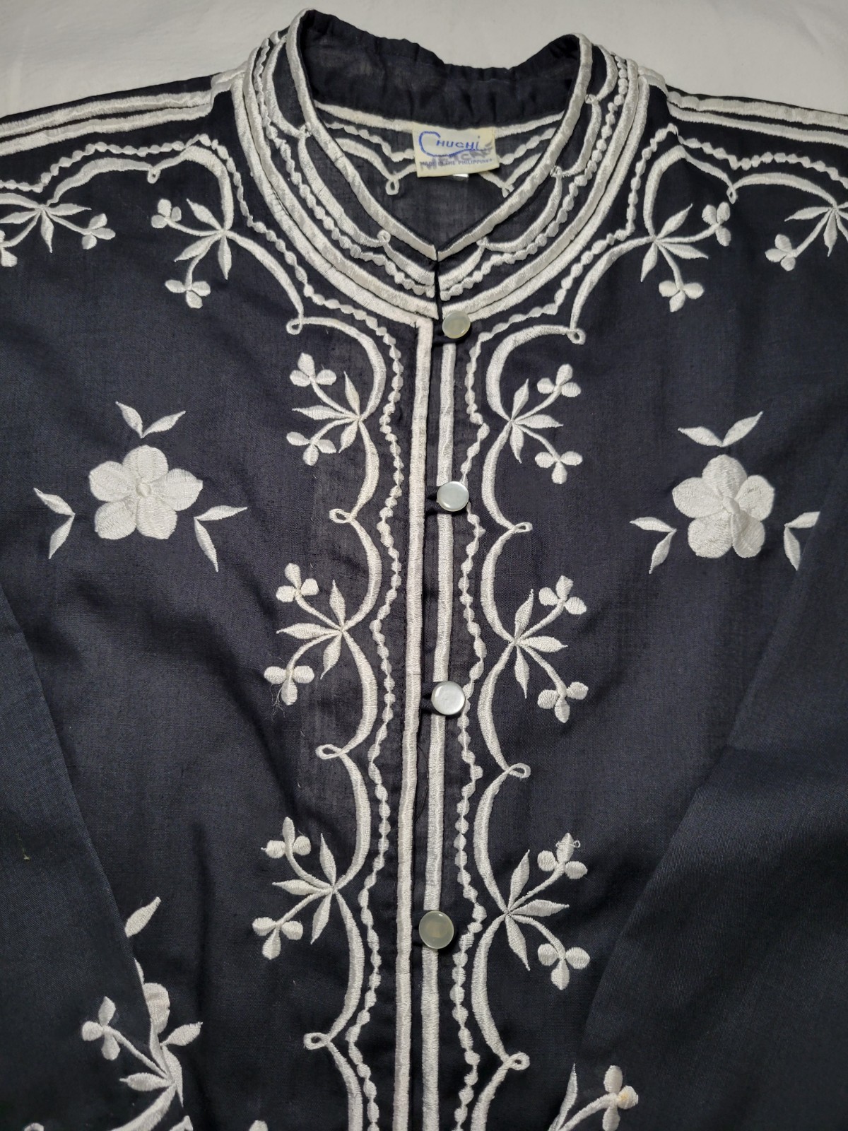 VTG Chuchi Embroidered Kaftan M Top Black Floral